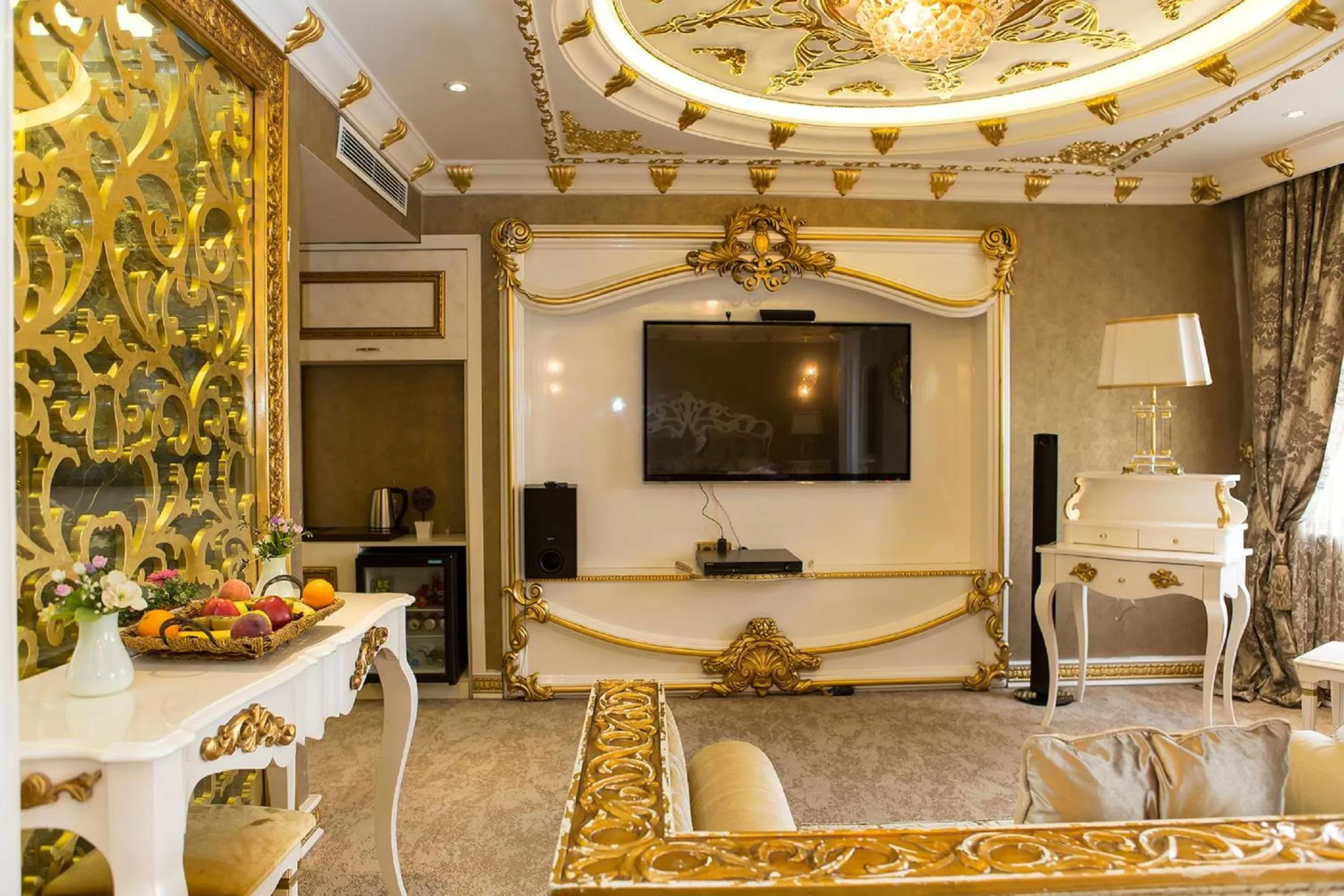 Royal Suite in Hotel Buyuk Hamit