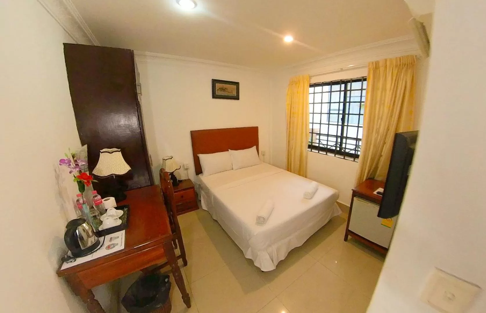 Standard Double with Window in Riverside Hotel Phnom Penh