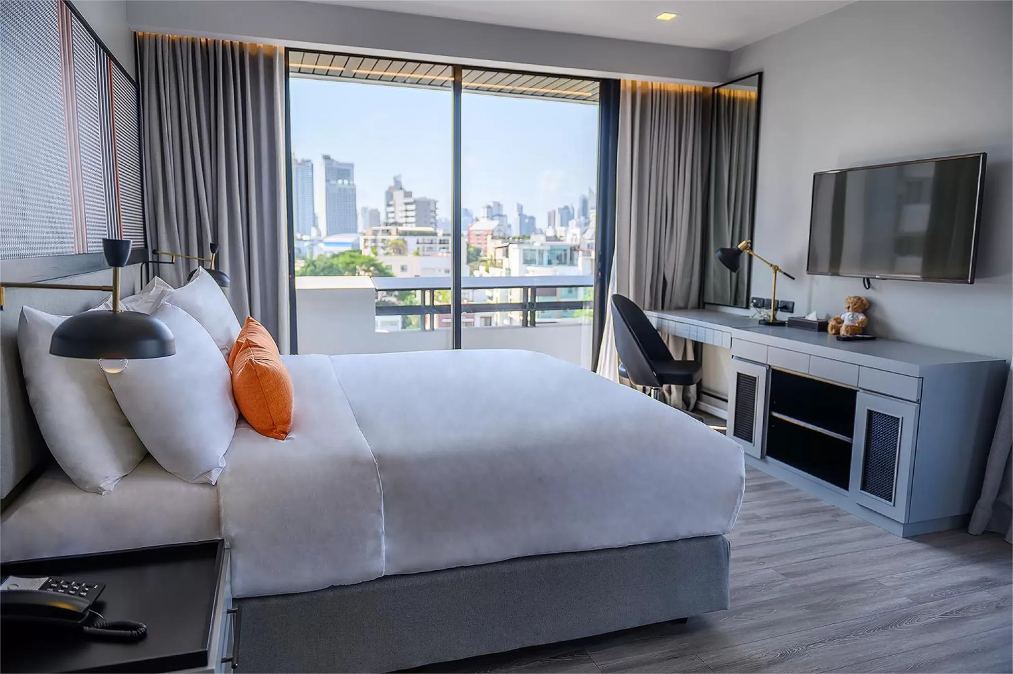 Two-Bedroom Premier in Oakwood Residence Sukhumvit Thonglor Bangkok