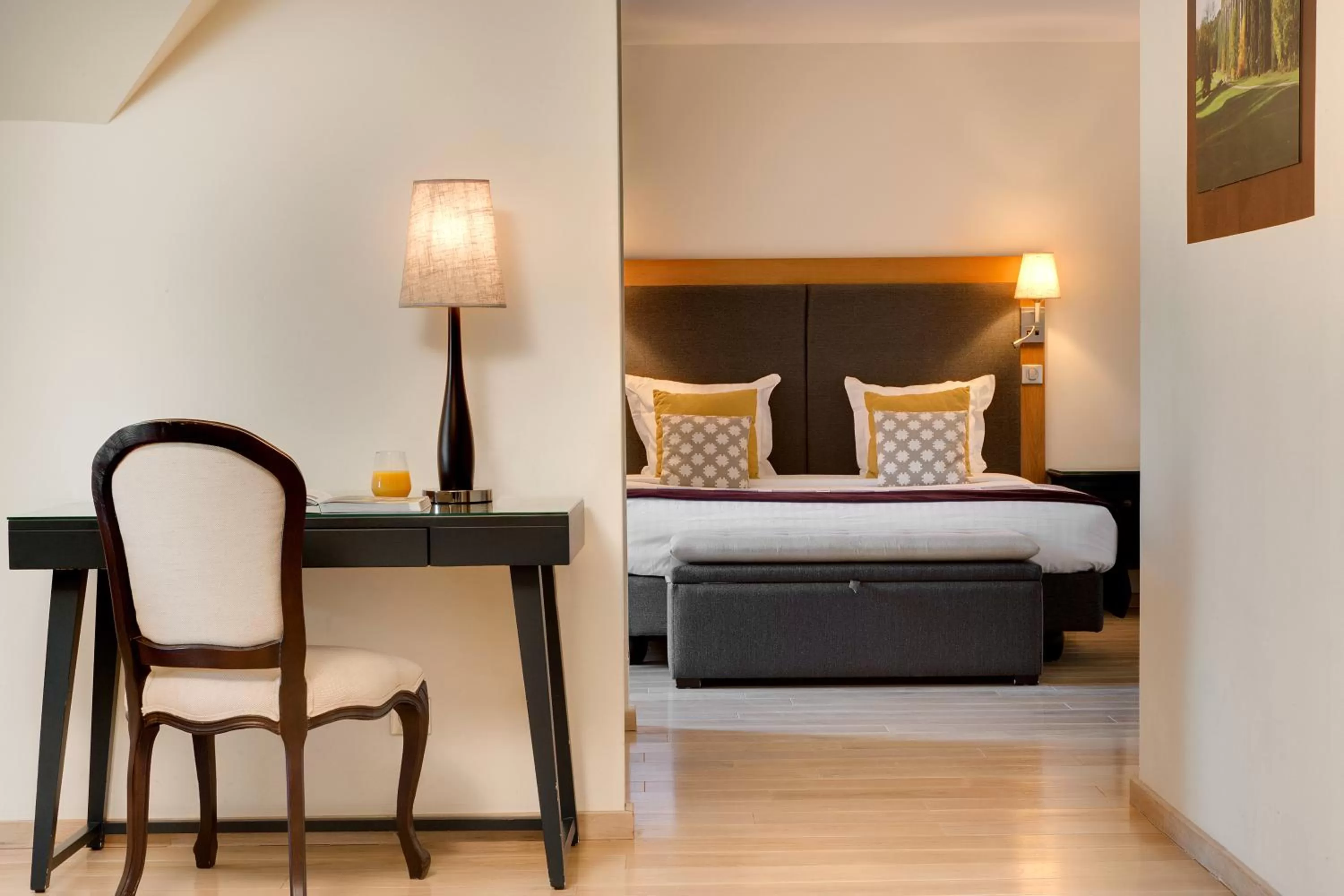 Junior Suite in Mercure Maintenon