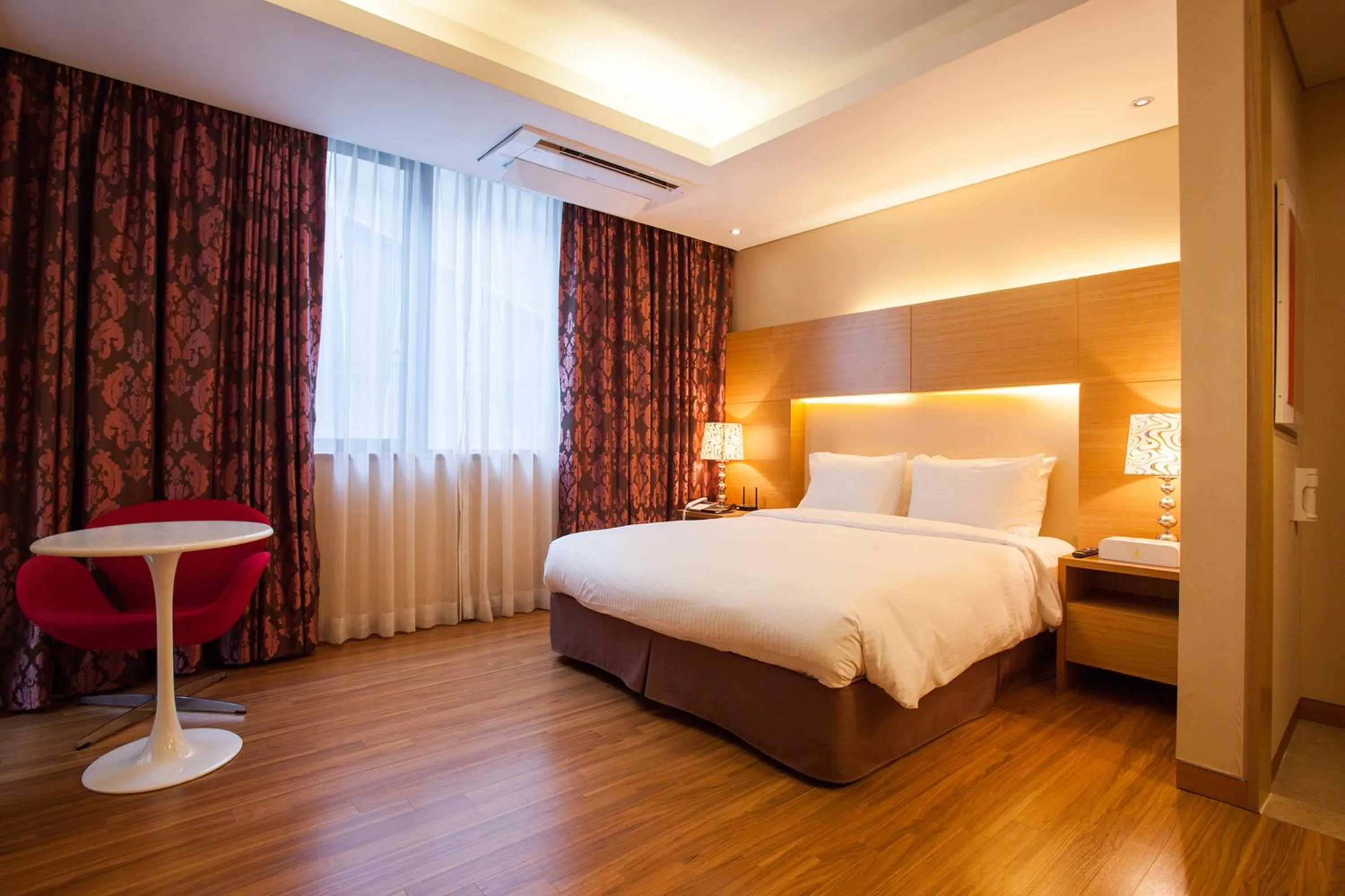 Superior Double Room in Hotel Pharos