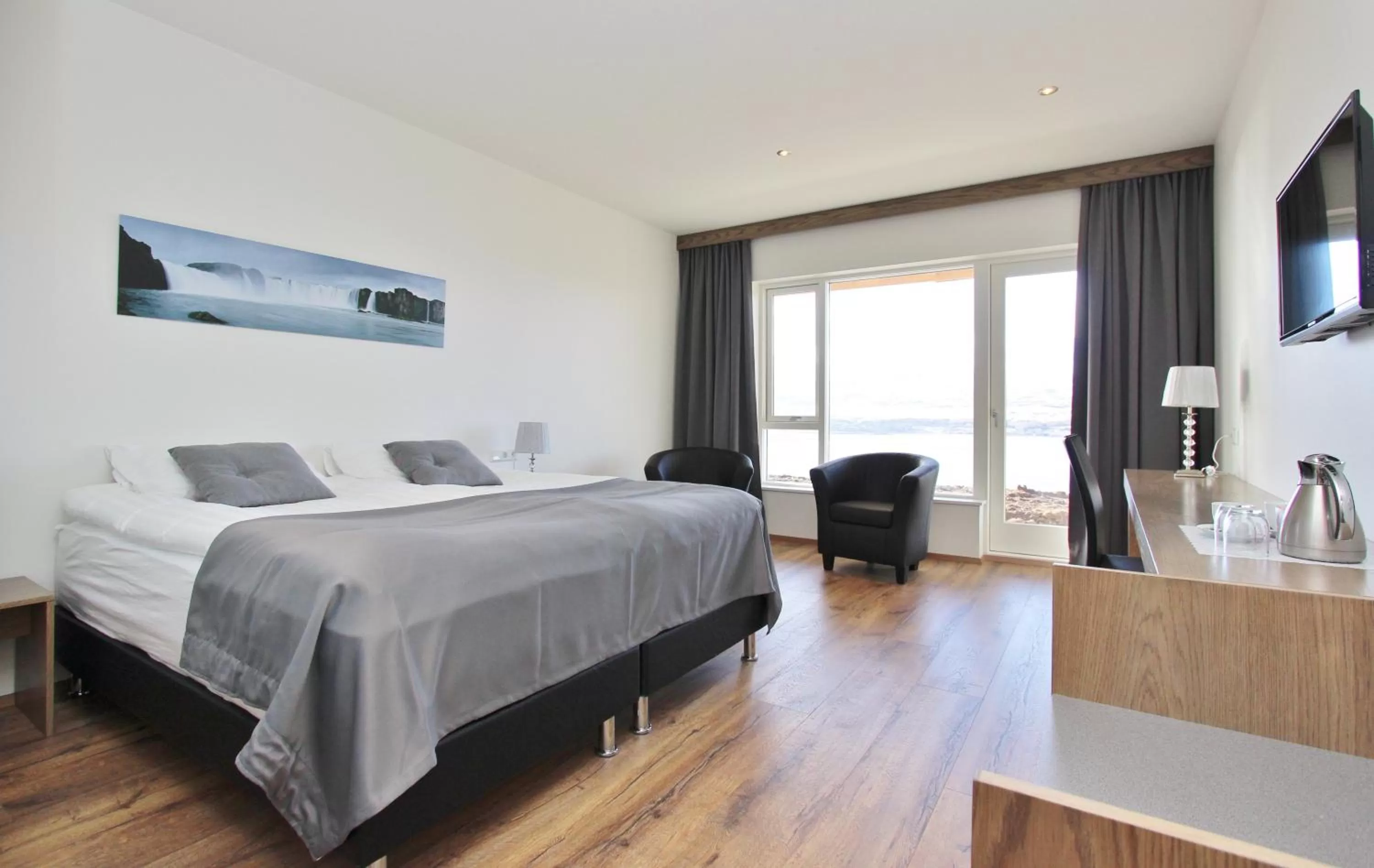 Deluxe Twin Room with Mountain View in Hafdals Hotel