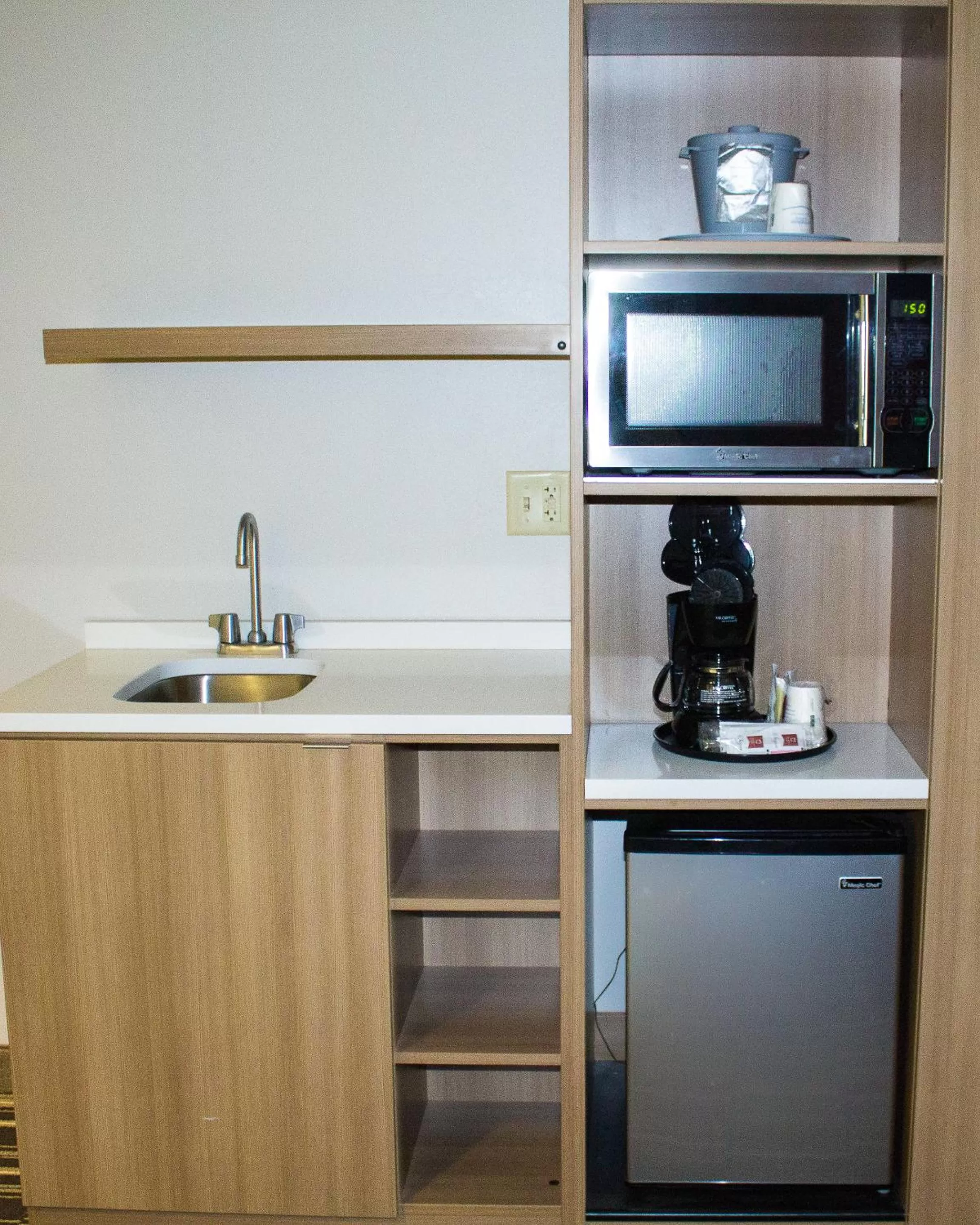 Queen Room with Two Queen Beds - Disability Access/Non-Smoking in Microtel Inn & Suites by Wyndham - Penn Yan