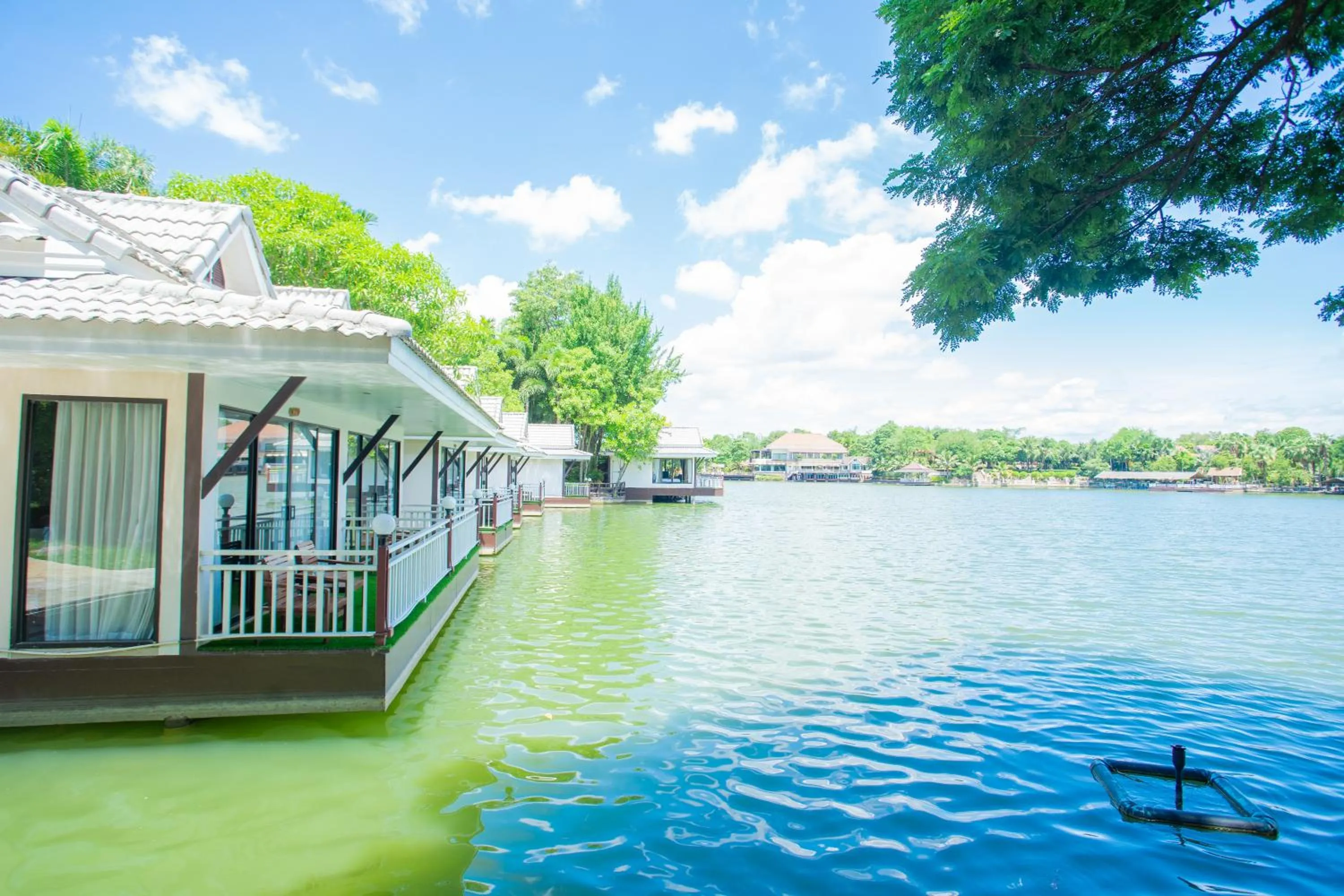 Double or Twin Room with Lake View in Chawalun Resort