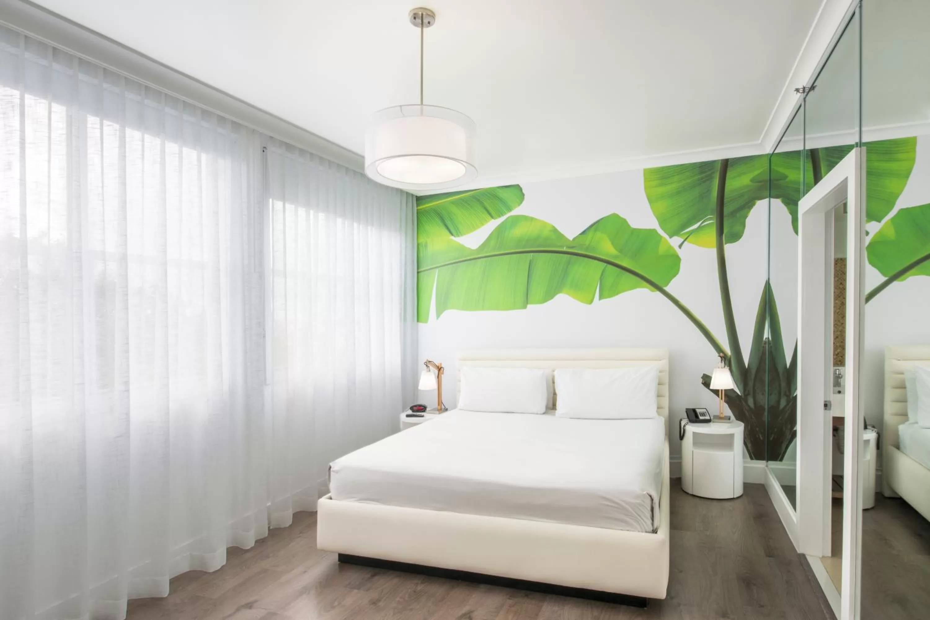 Penthouse Room with King Bed in President Hotel