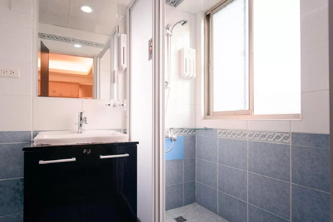 Standard Double Room in Kiwi Express Hotel - Kaohsiung Station