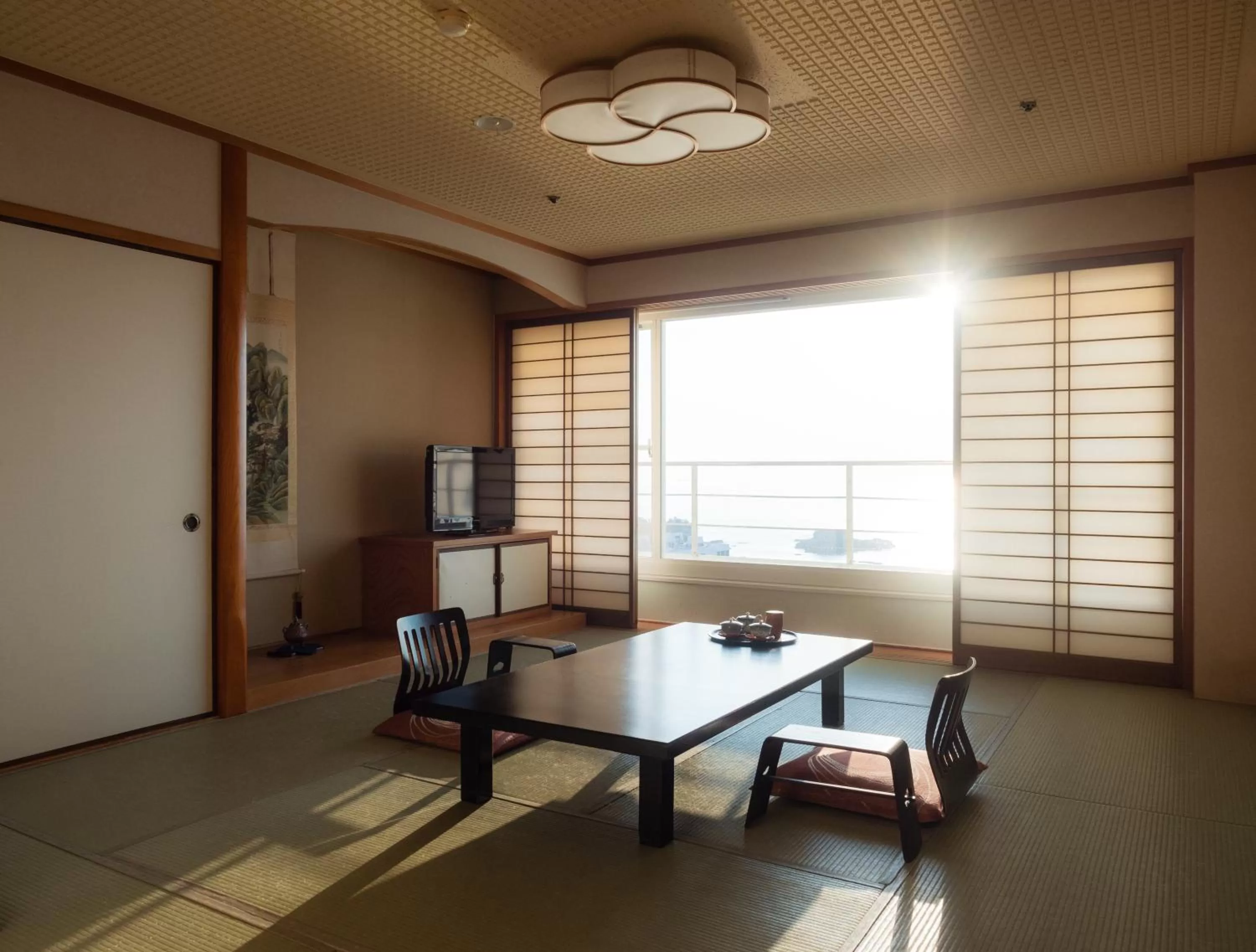 Japanese-Style Triple Room with Ocean View - single occupancy - Smoking in Shirahama Key Terrace Hotel Seamore