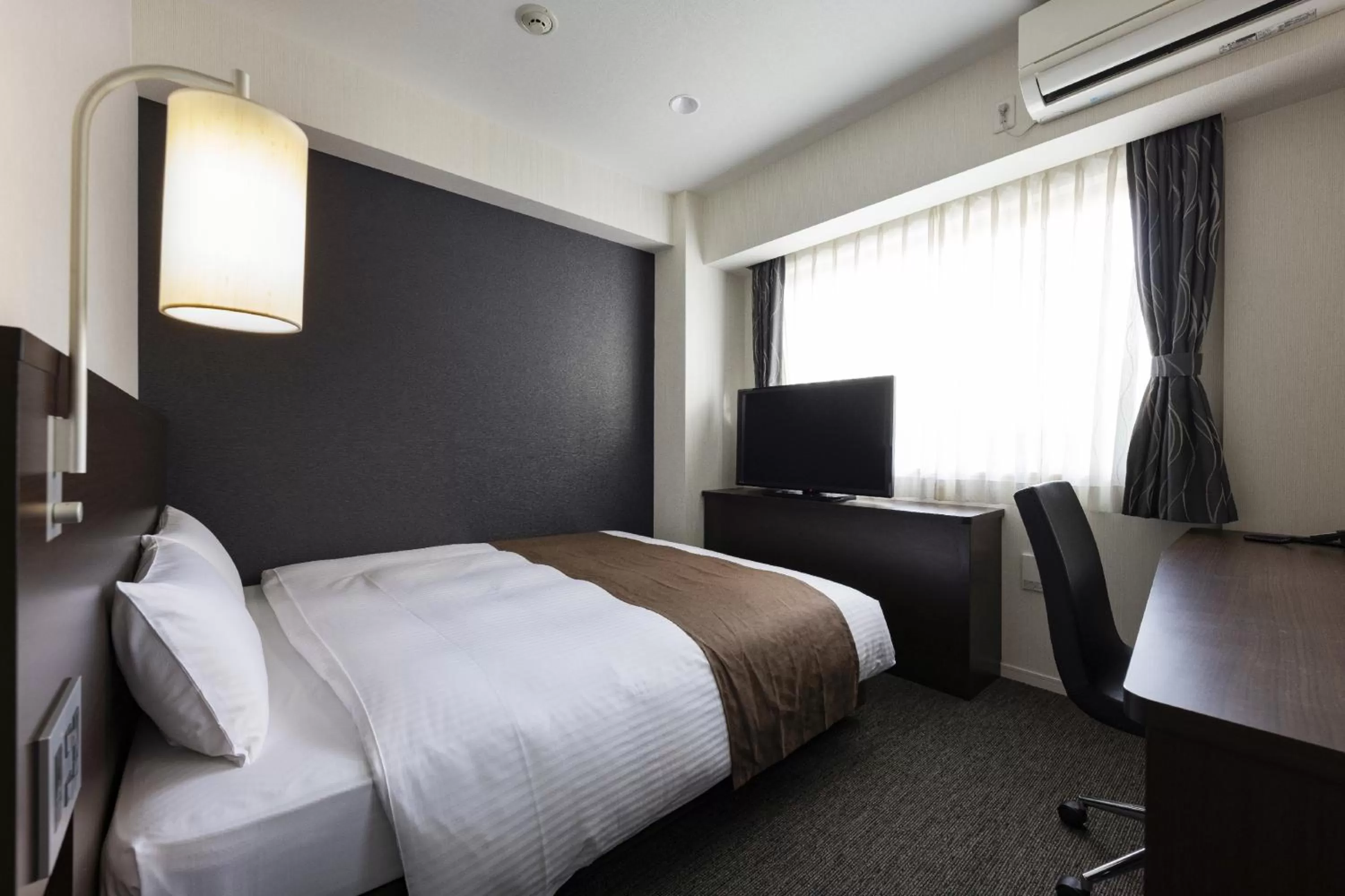 Standard Double Room in KOKO HOTEL Osaka Shinsekai - formerly Hotel Wing Premium Osaka Shinsekai