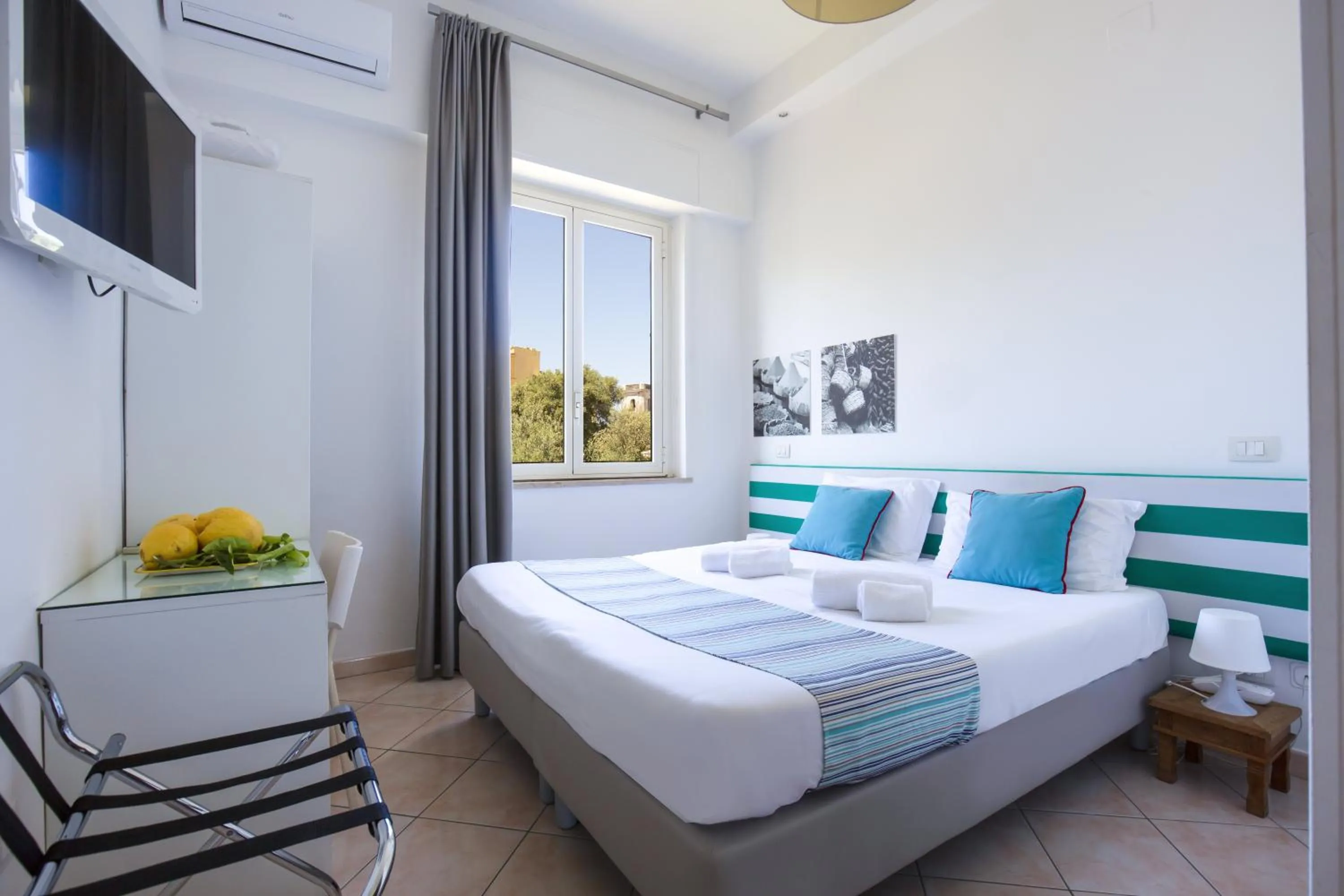 Economy Double or Twin Room No Sea View in Hotel Spicy