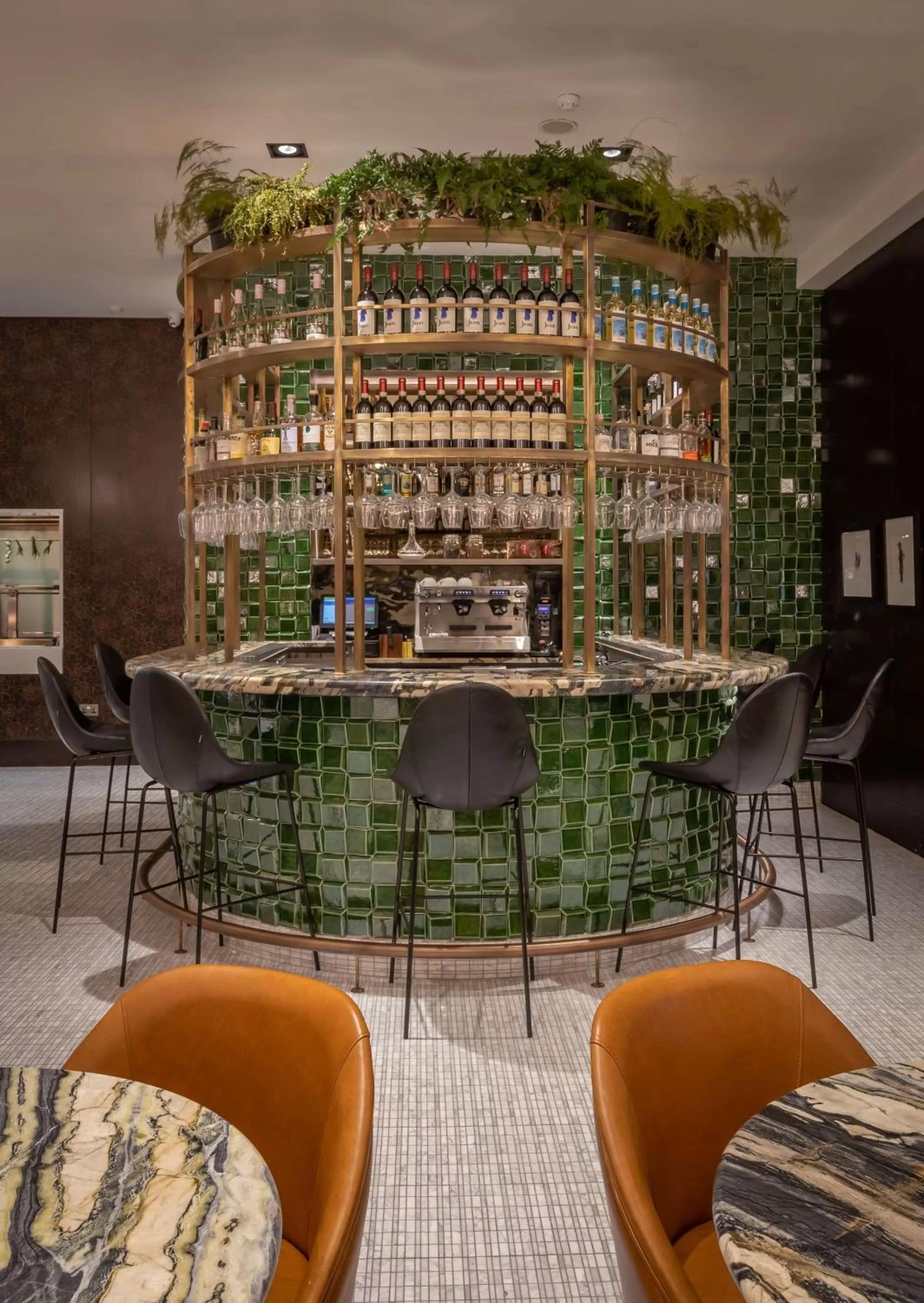 Restaurant/places to eat in Radisson Blu Royal Hotel Dublin