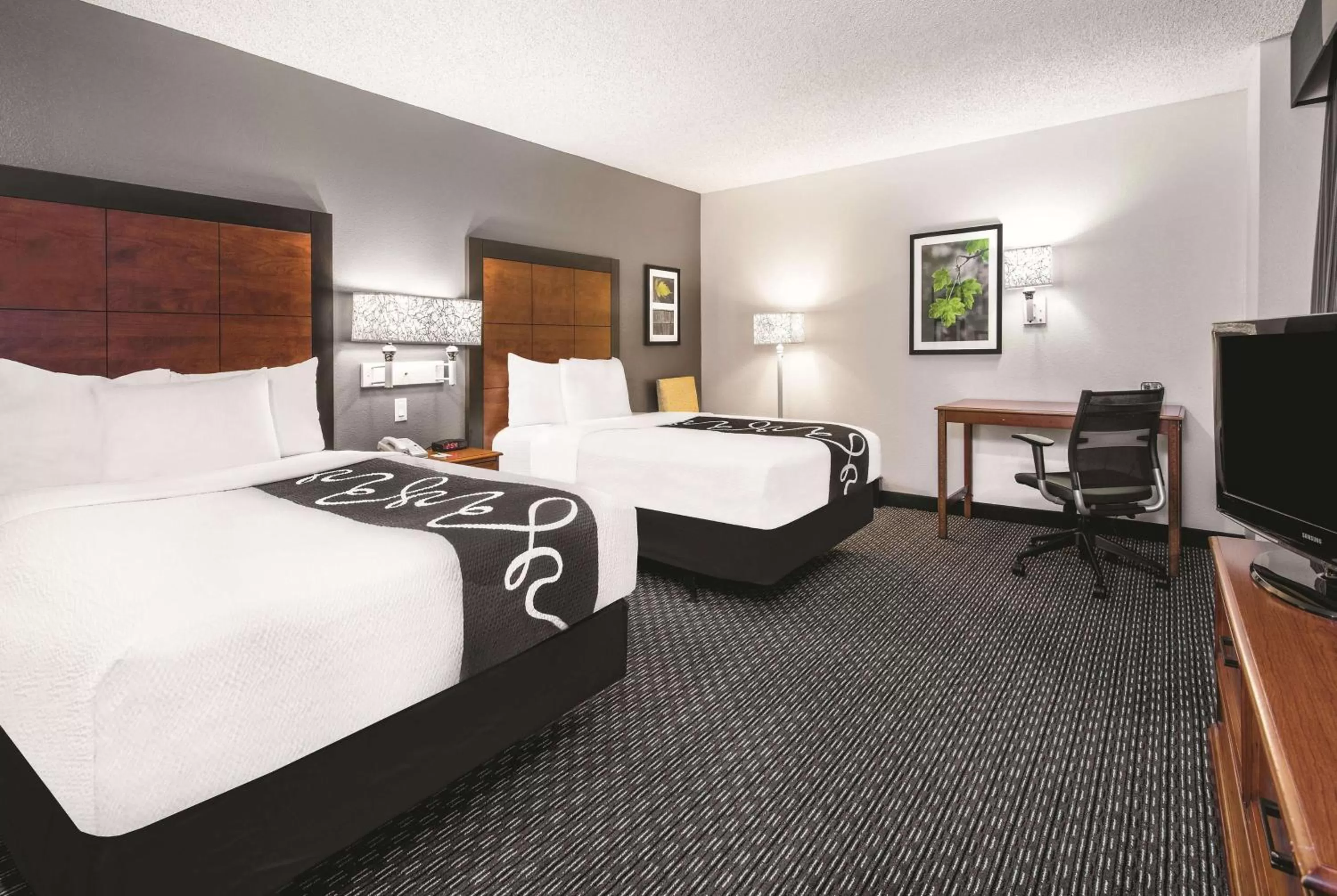 Double Room with Two Double Beds in La Quinta Inn & Suites by Wyndham San Antonio Riverwalk