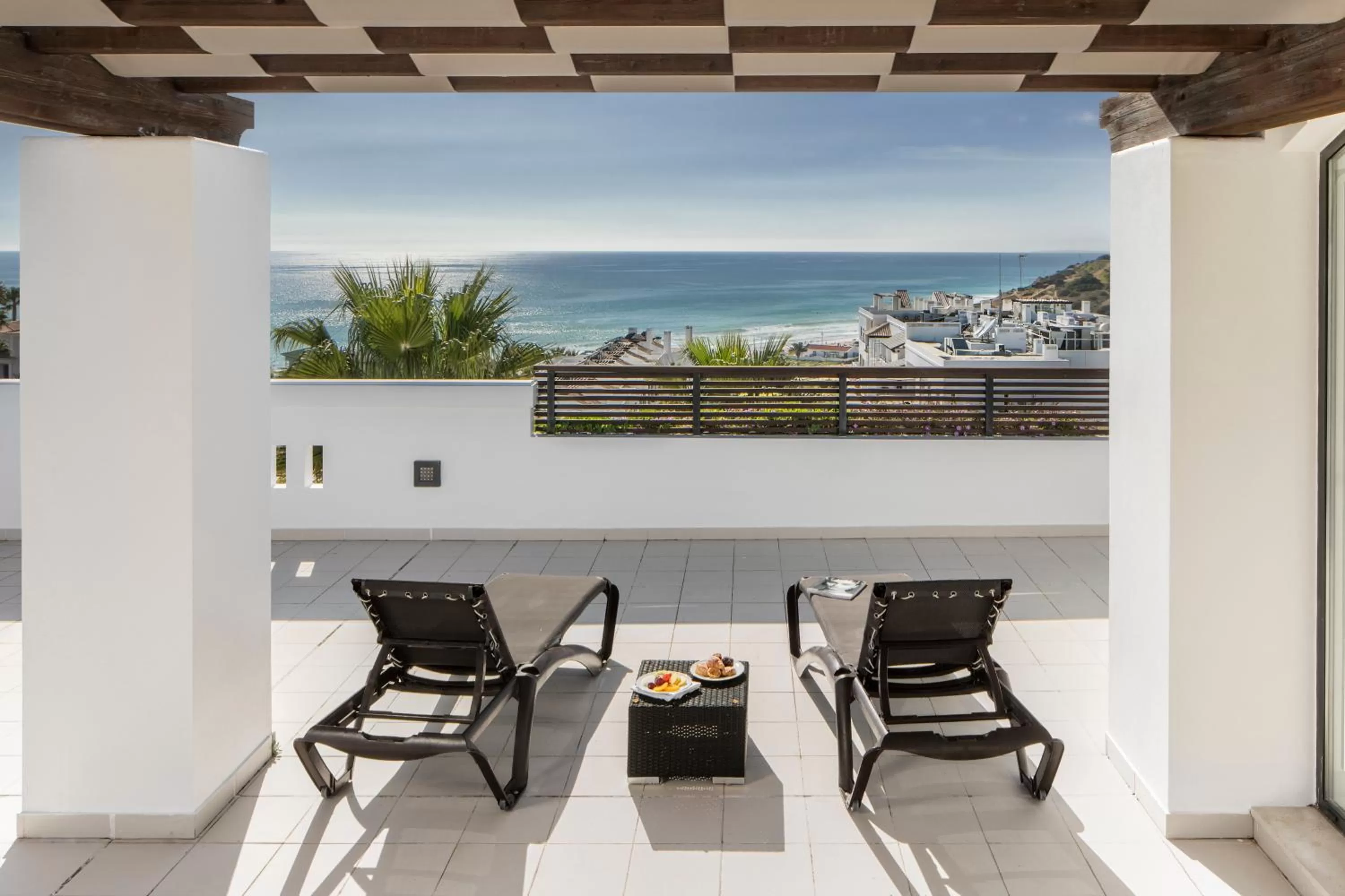 Two-Bedroom Apartment  with Rooftop Terrace in Belmar Spa & Beach Resort