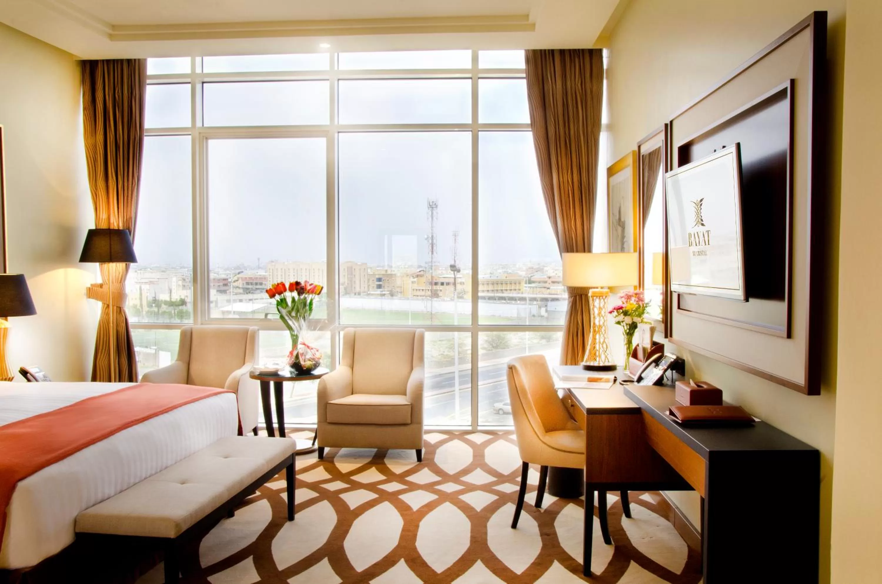 Amber Deluxe in Bayat Hotel