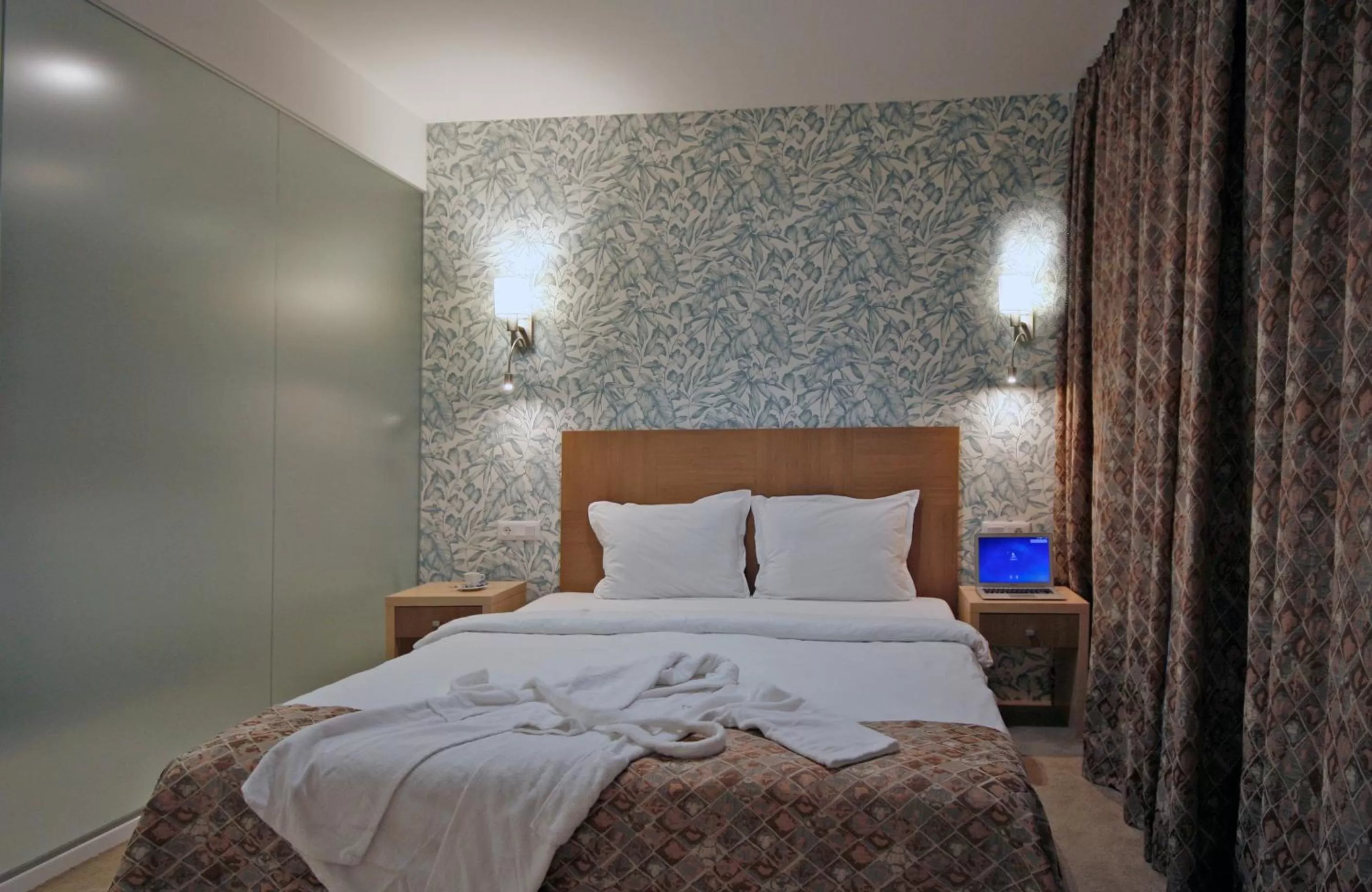 Superior Suite in Vitosha Park Hotel - Free Indoor Pool & Parking