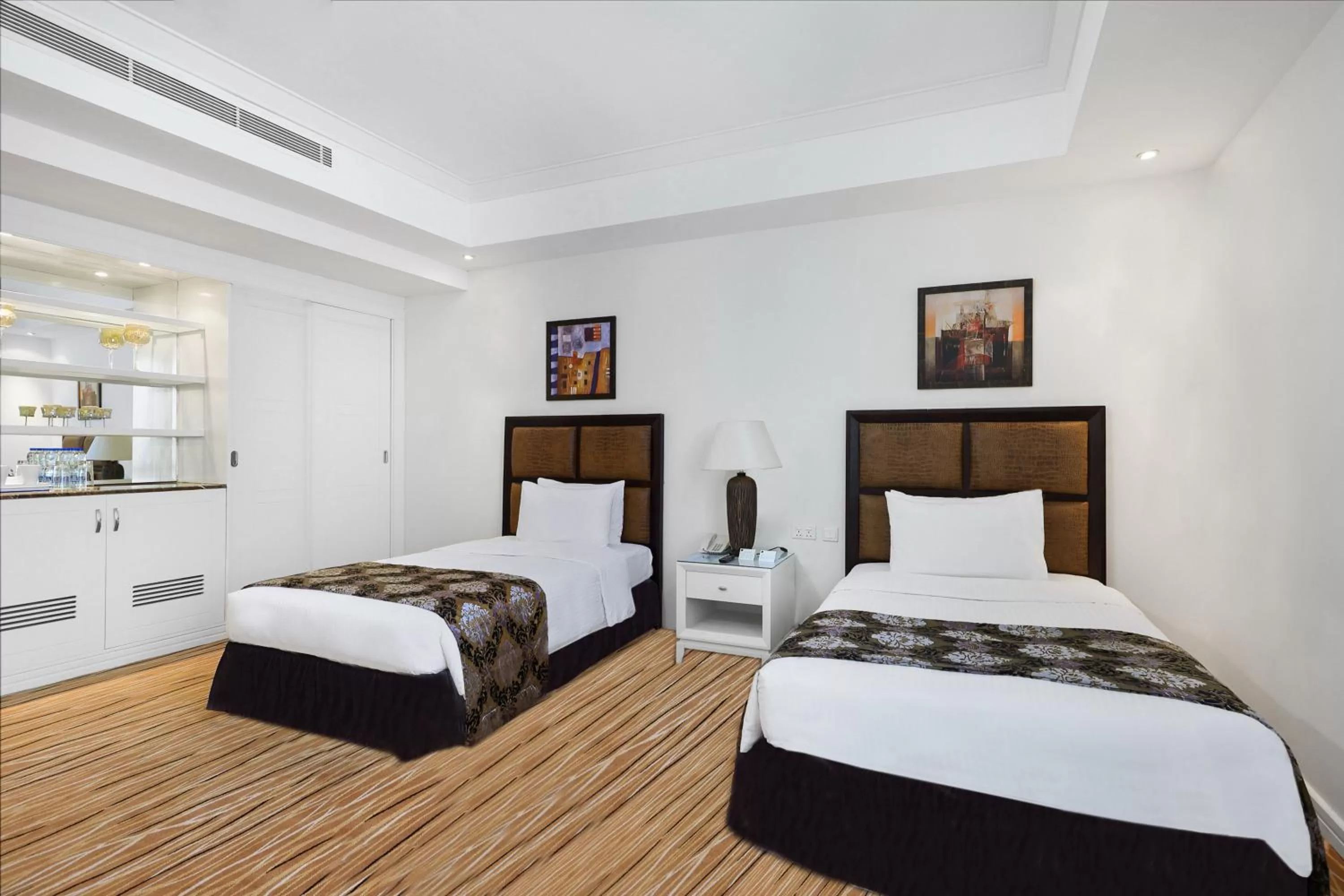 Large Twin Room in Plaza Inn Doha