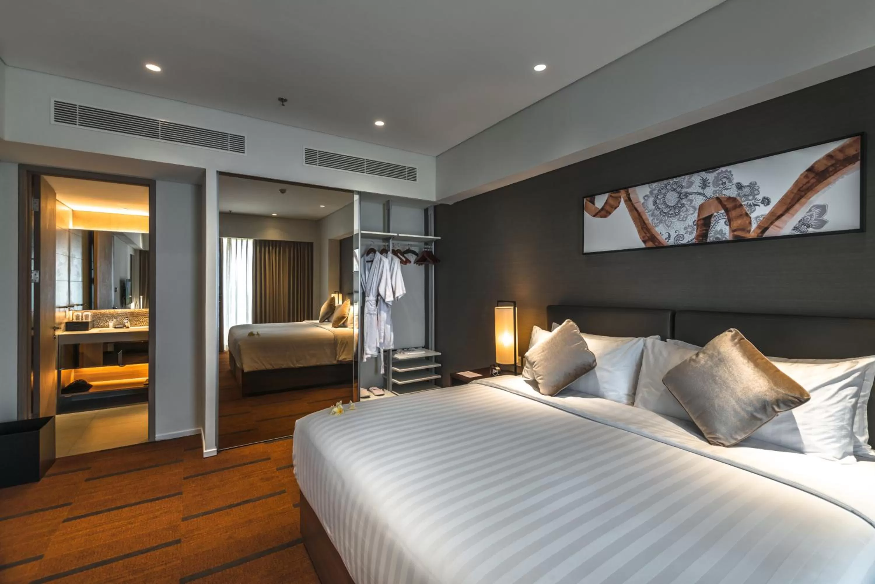One Bedroom Executive in Oakwood Hotel & Residence Surabaya