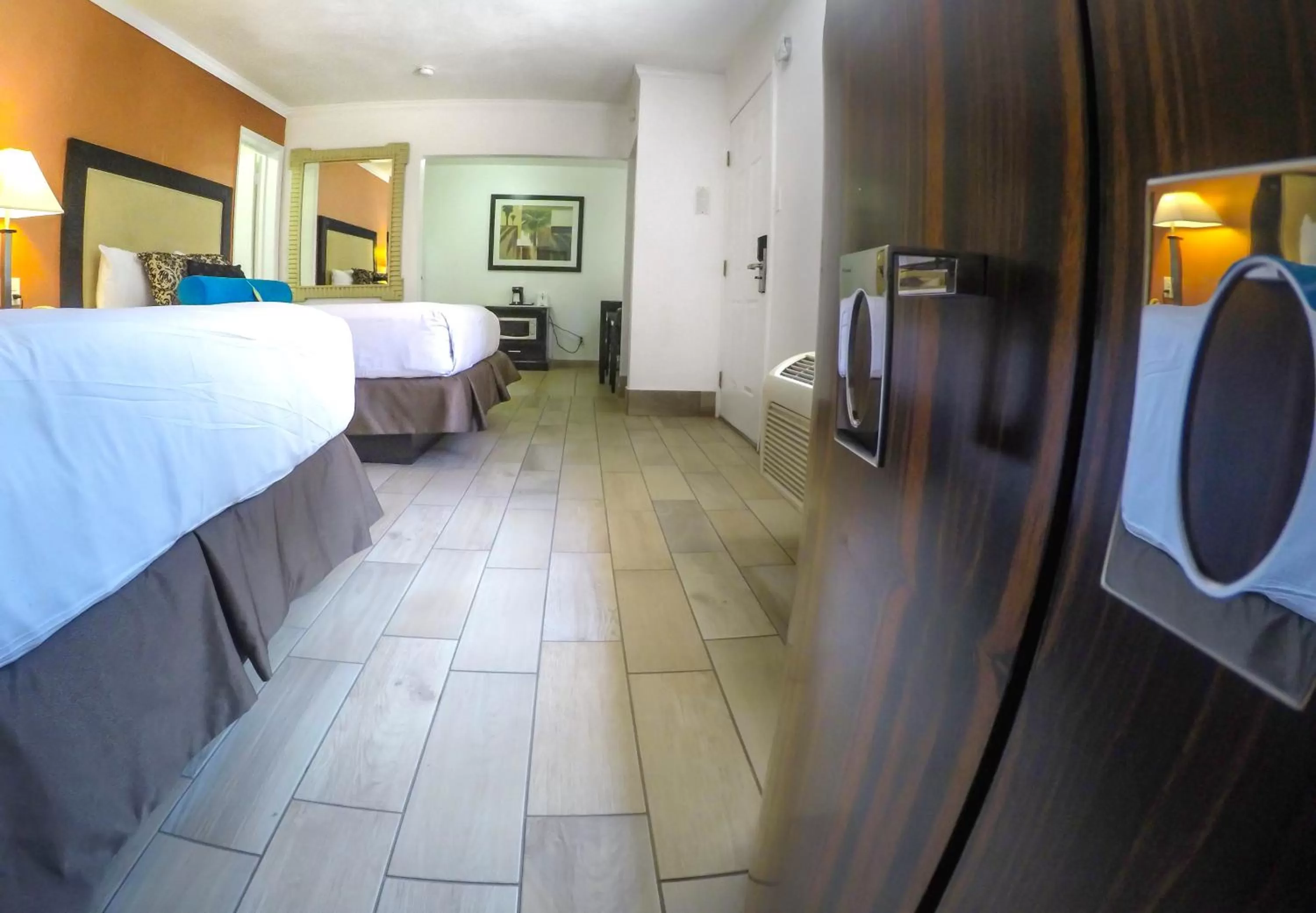 2 Queen Suite in Adara Palm Springs