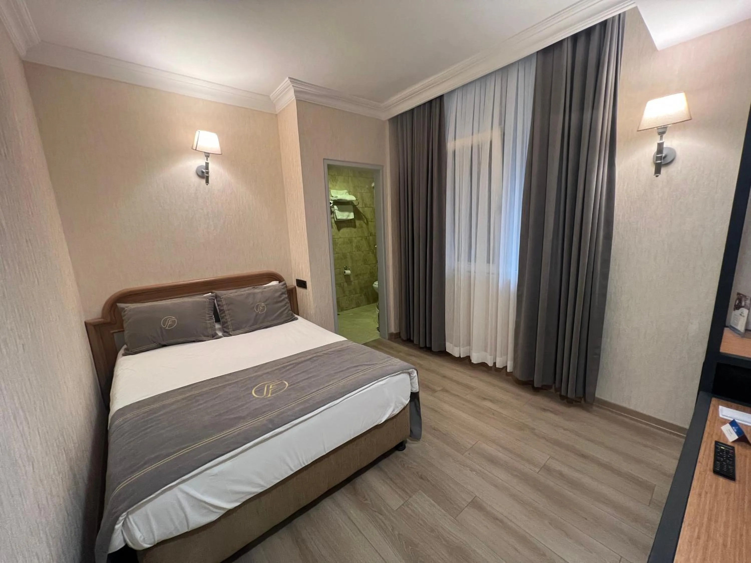 Budget Single Room - single occupancy in Fuar Hotel