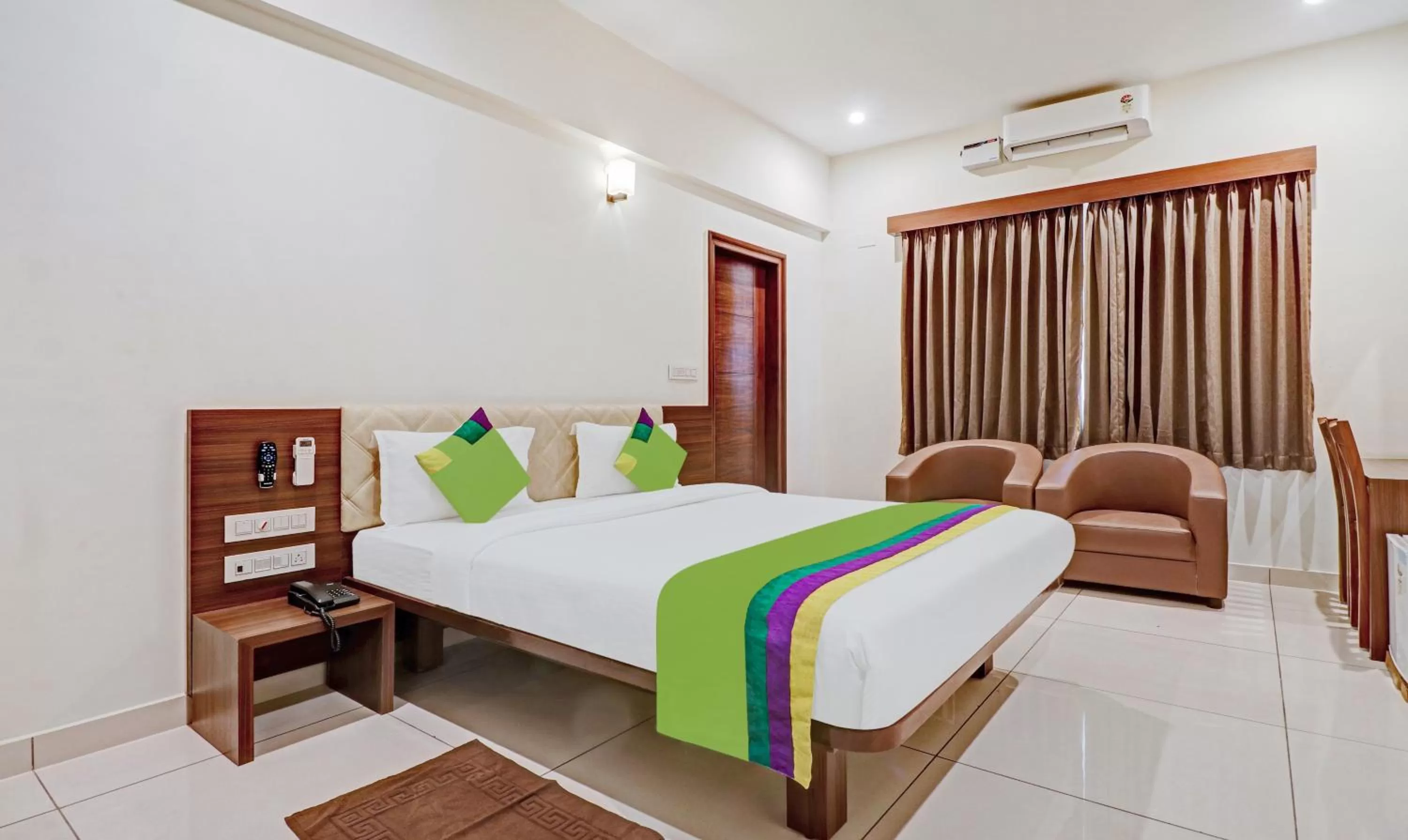 Deluxe Family Room - single occupancy in Treebo RJ Residency