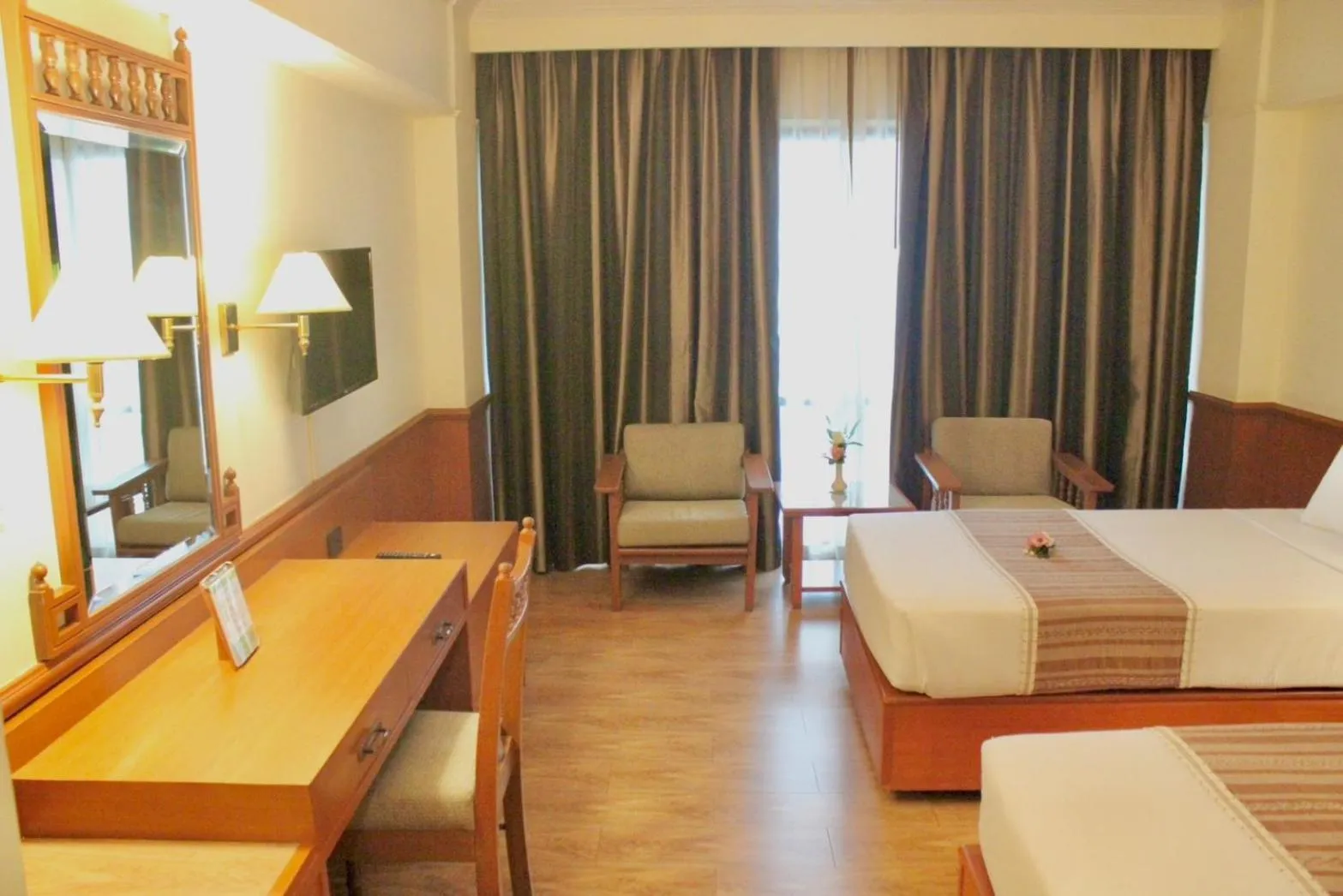 Superior King Room in Bangkok Palace Hotel