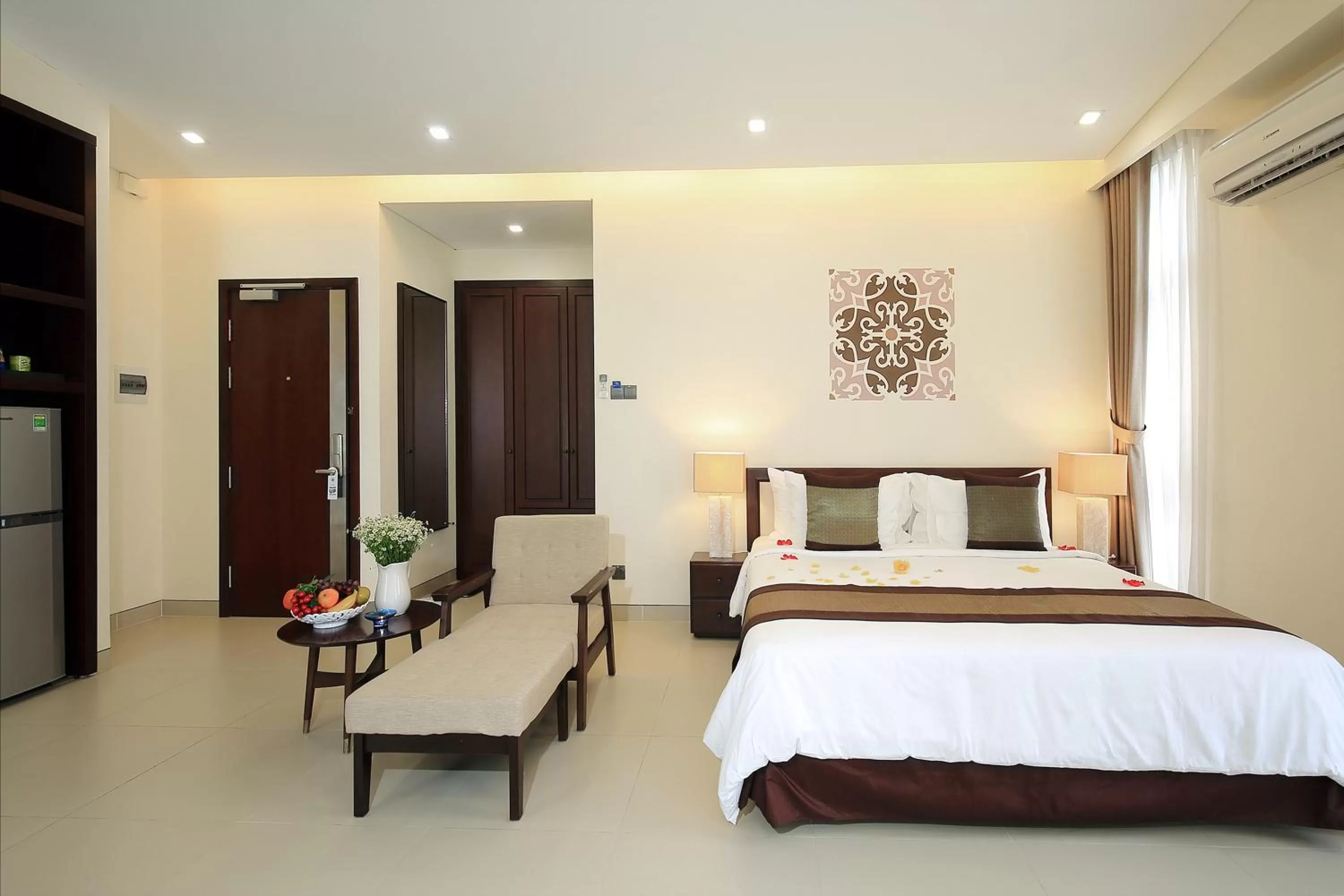 Deluxe Double Room with Bath in Glenwood City Resort