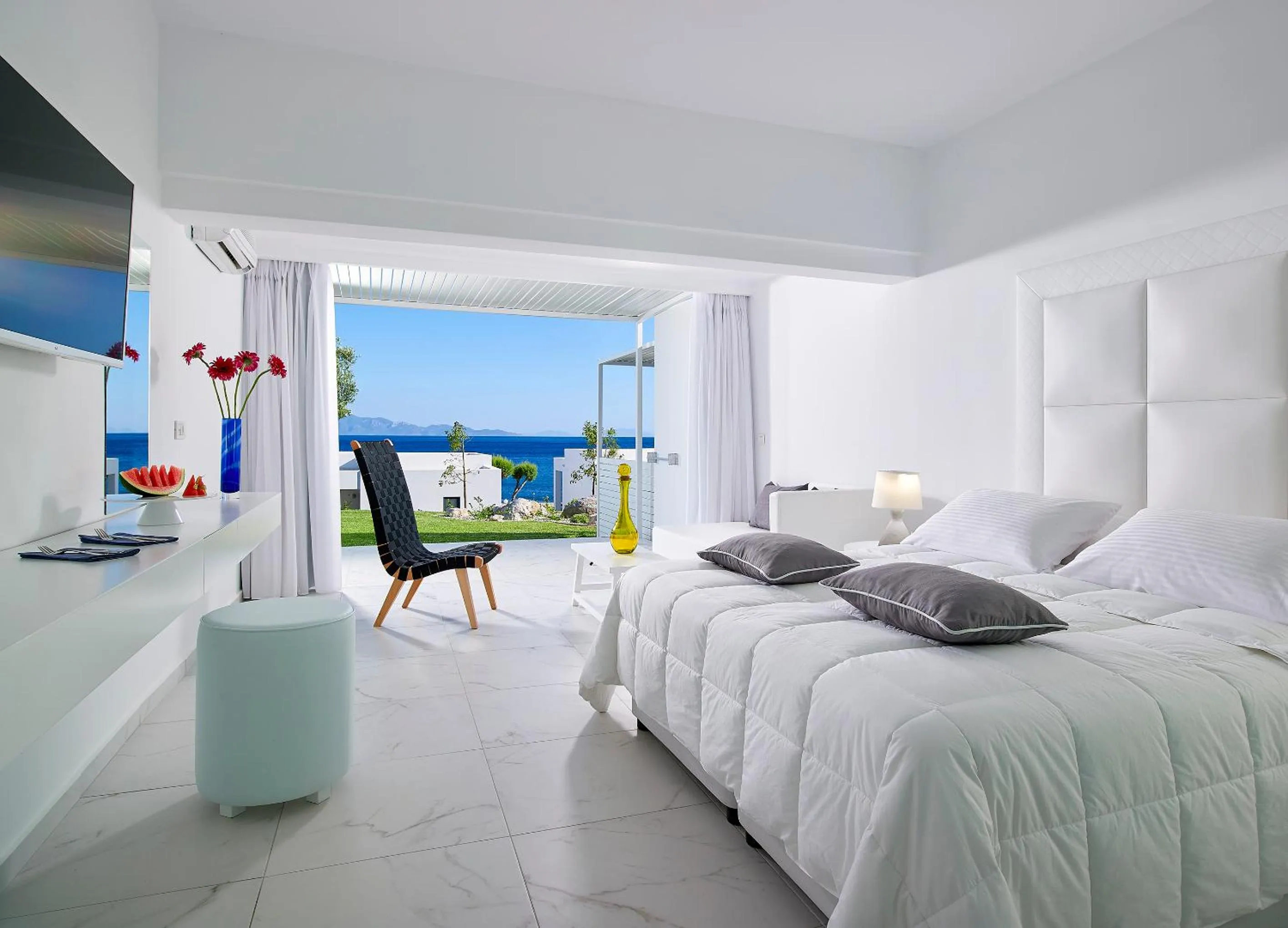 Bungalow with Sea View in Dimitra Beach Hotel & Suites