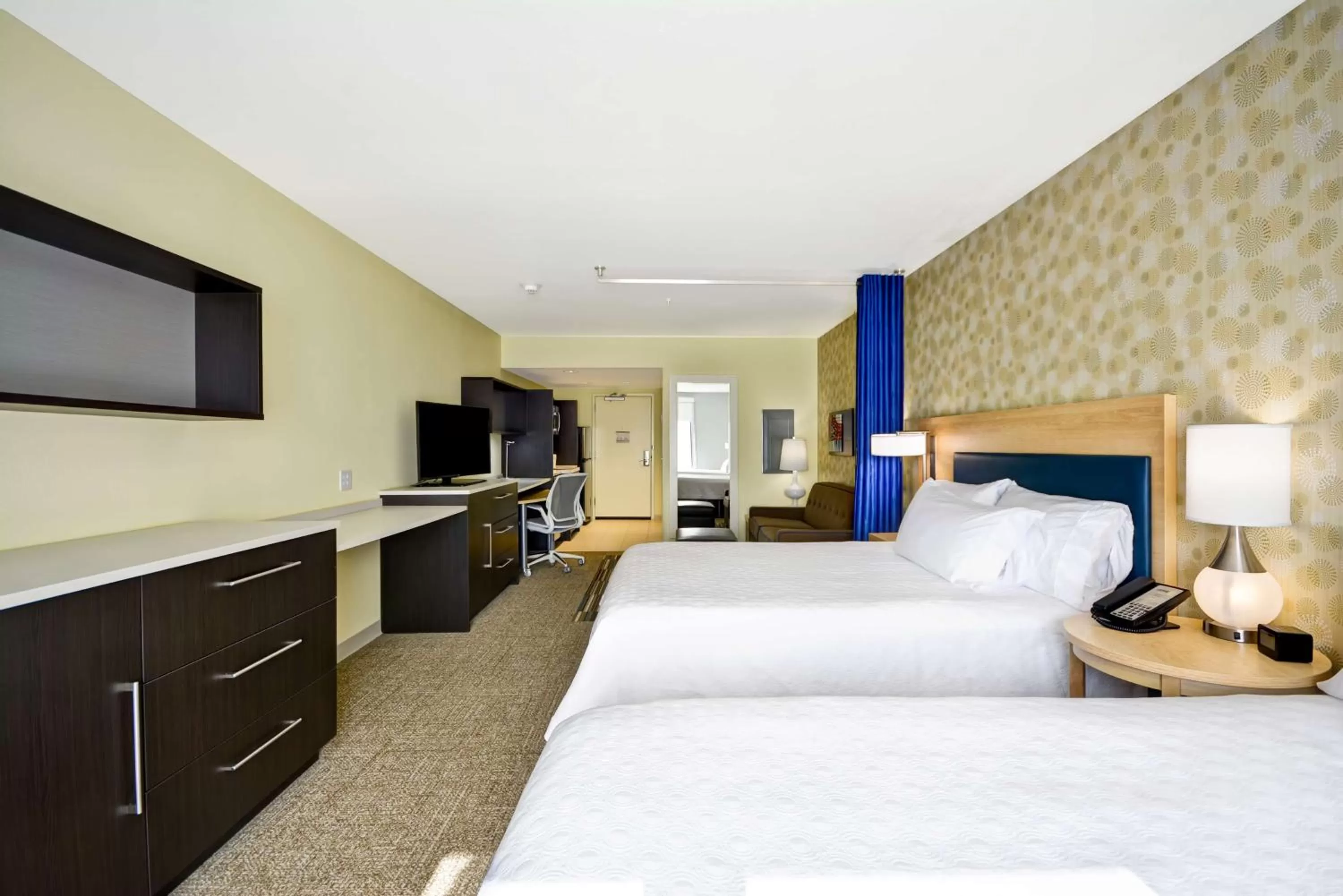 Queen Suite with Two Queen Beds - Mobility Access/Non-Smoking in Home2 Suites By Hilton Oswego