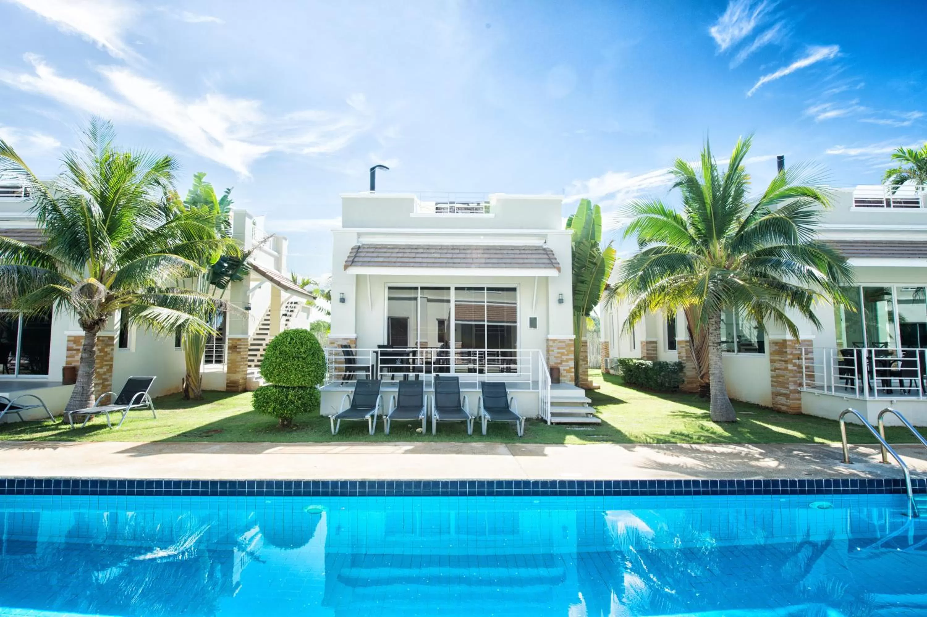 Prime Villa in Oriental Beach Pearl Resort