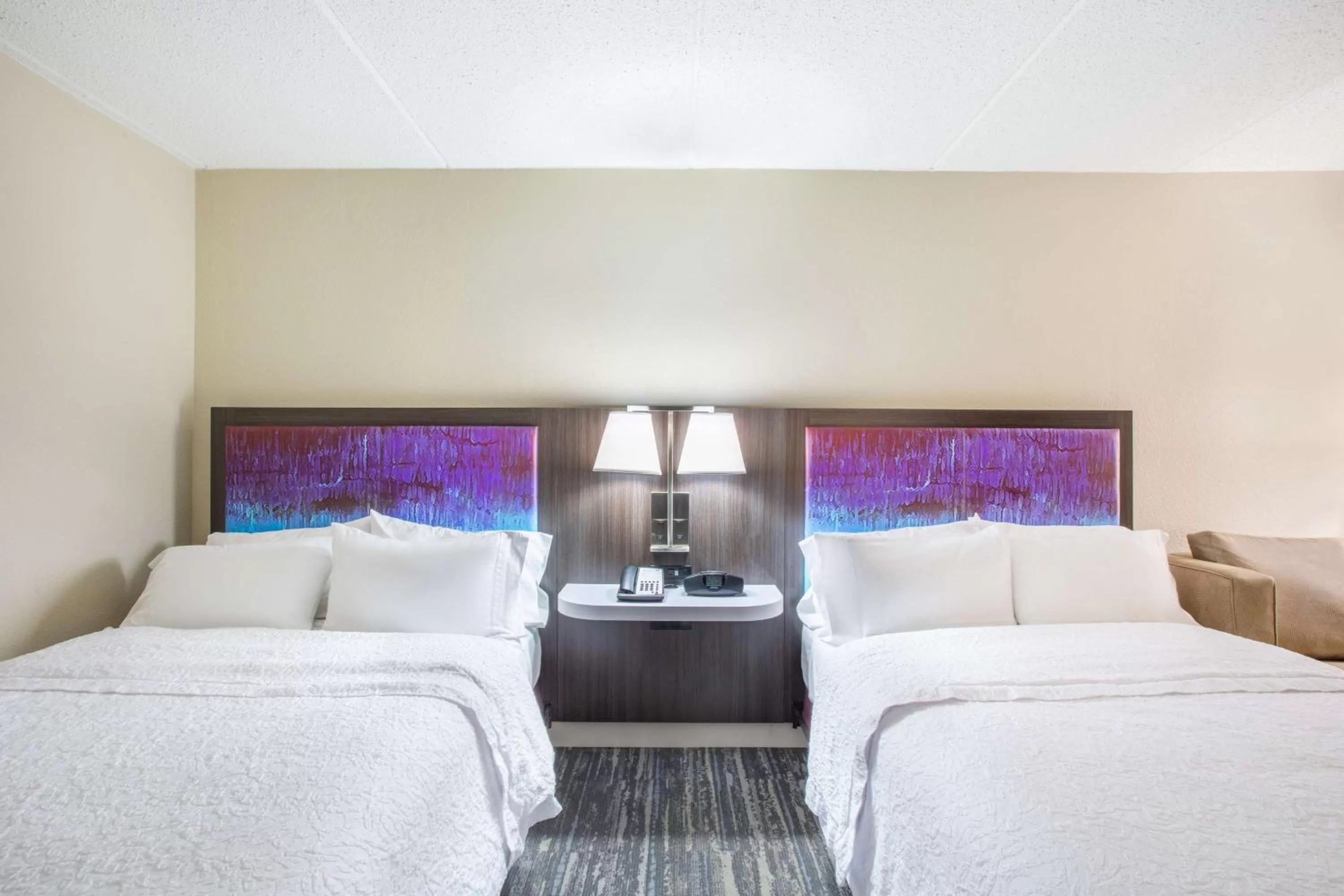 Double Room with Two Double Beds - Hearing Access/Non-Smoking in Hampton Inn Fishkill