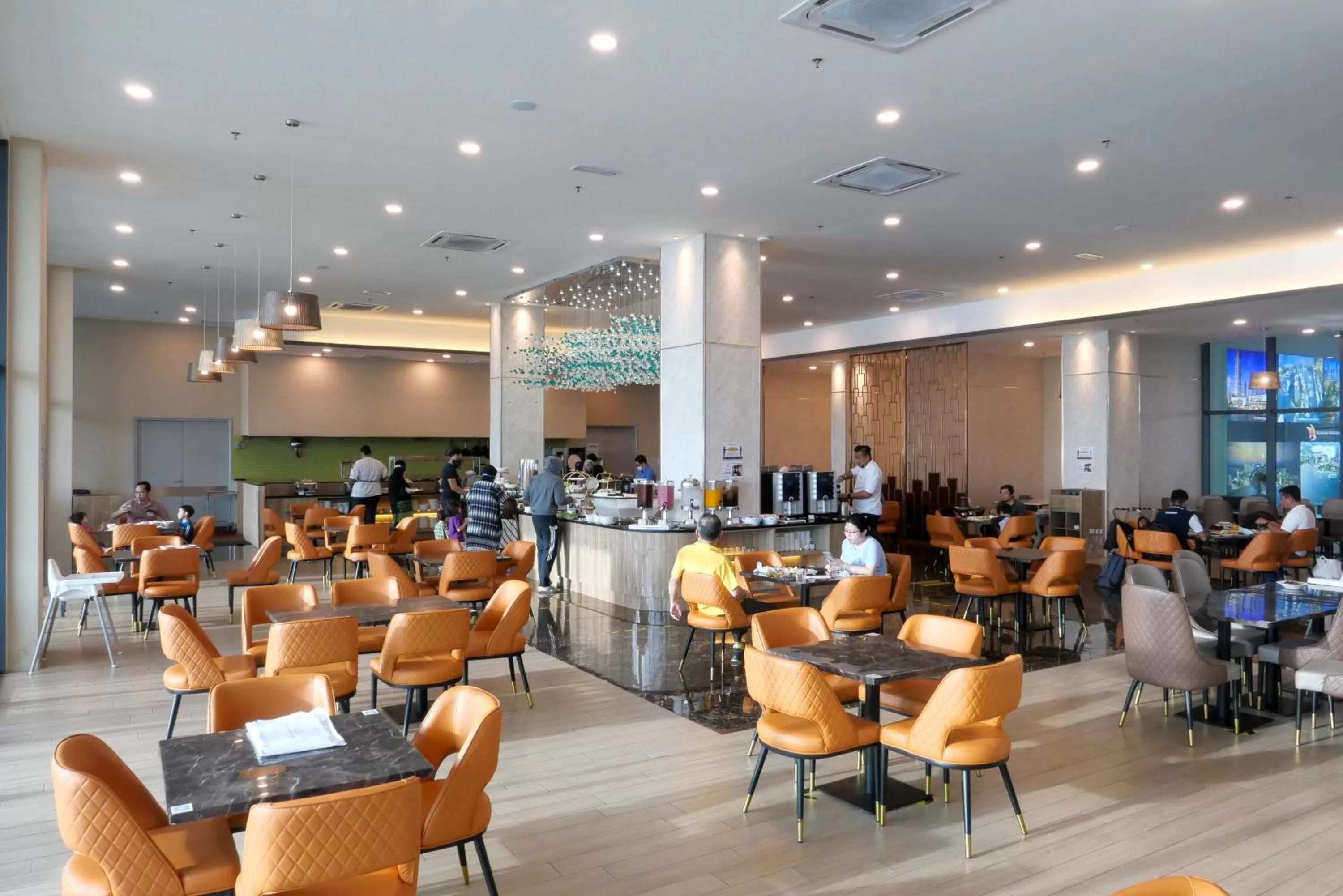 Restaurant/places to eat in Swiss-Belhotel Kuantan