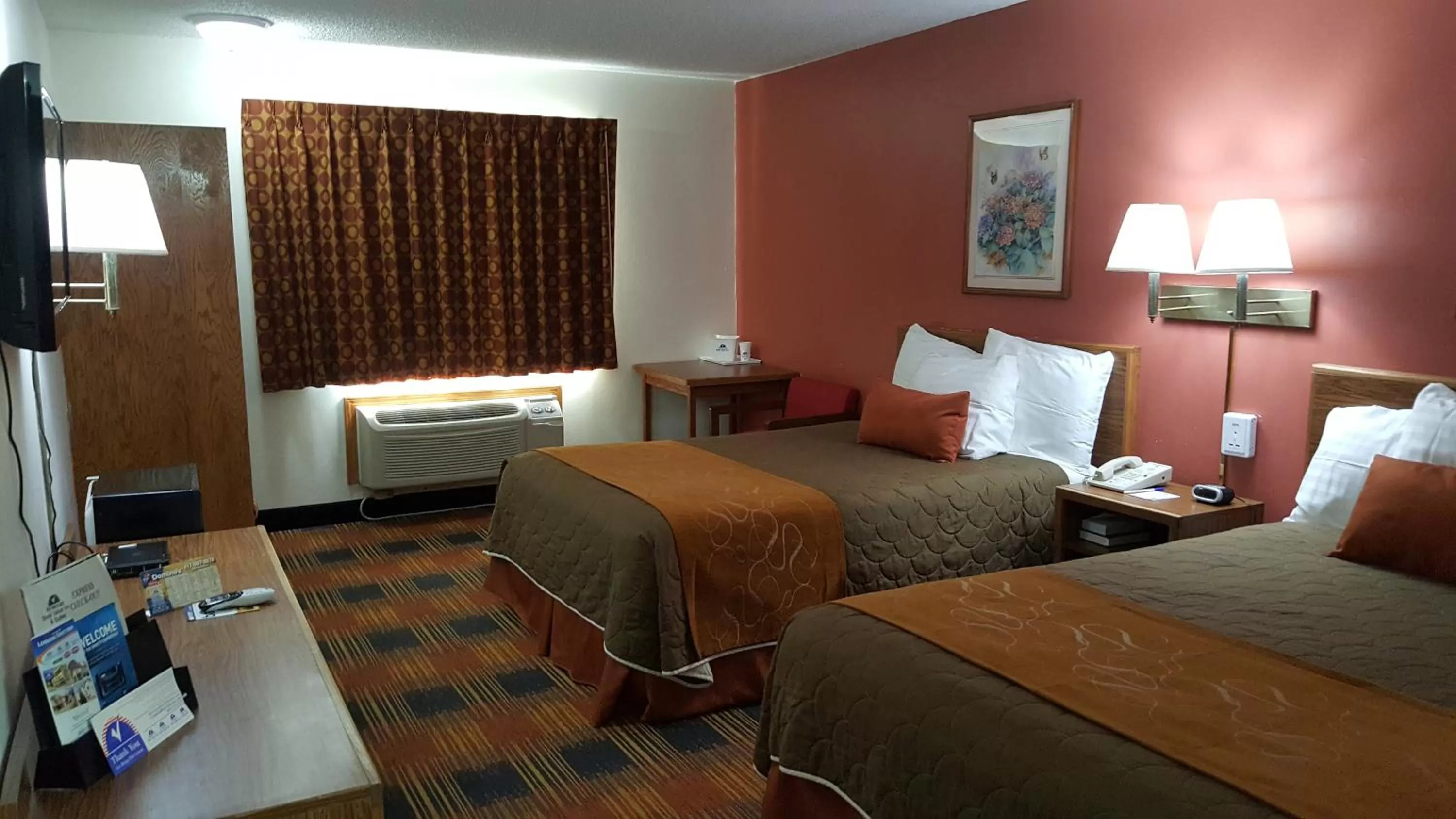 Double Room with Two Double Beds - Non-Smoking in Americas Best Value Inn and Suites - Nevada