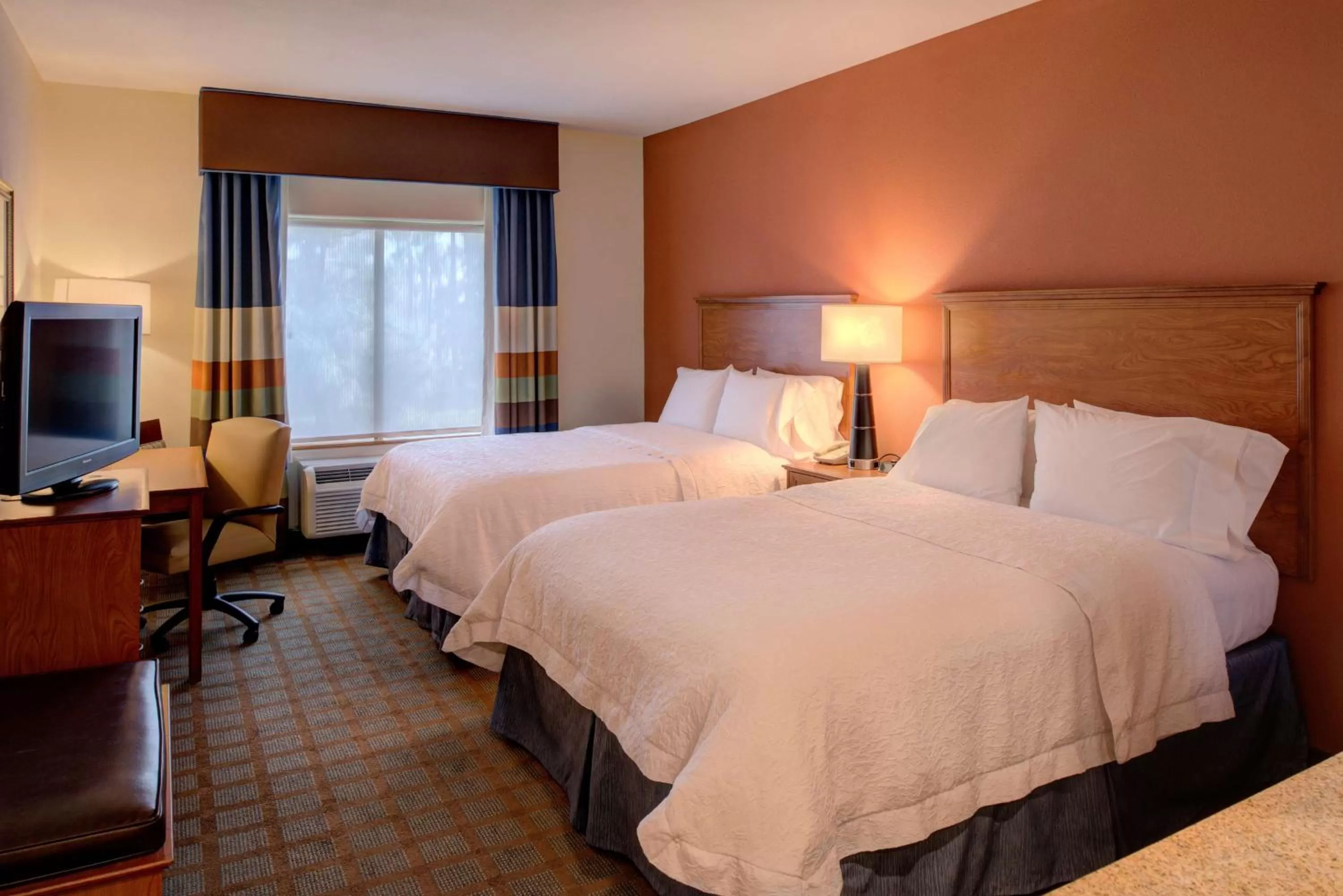Room with Two Queen Beds - Non-Smoking in Hampton Inn & Suites Ontario