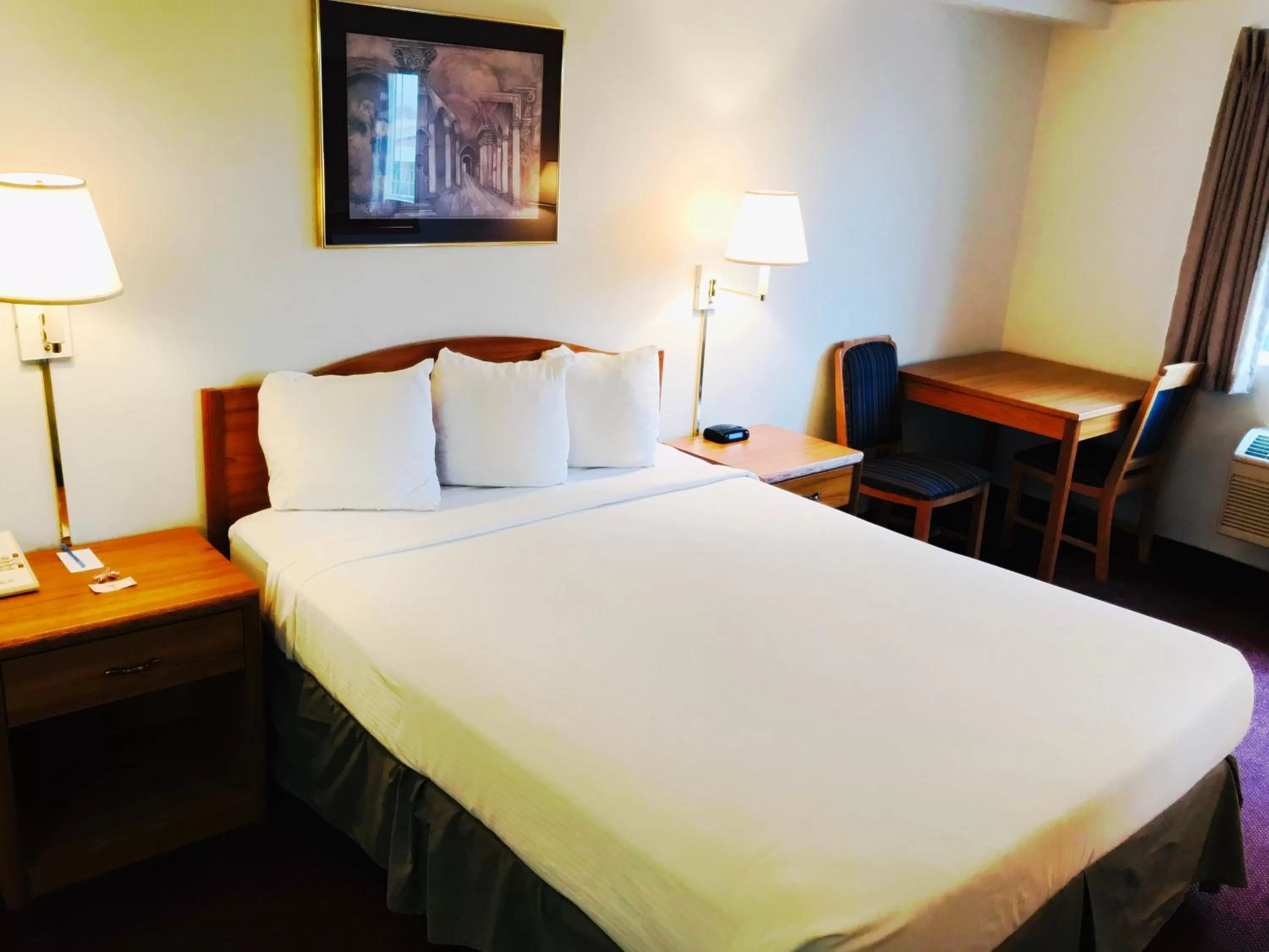 Peppermill Empress Inn