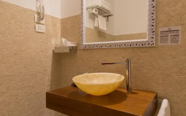 Romantic Double Room with Balcony and Sea View in Main Palace Hotel