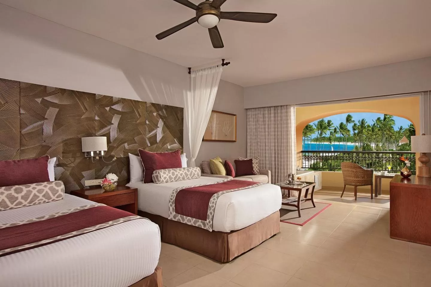 Preferred Deluxe Partial Ocean View 2AD+2CHD in Dreams Royal Beach Punta Cana - All Inclusive