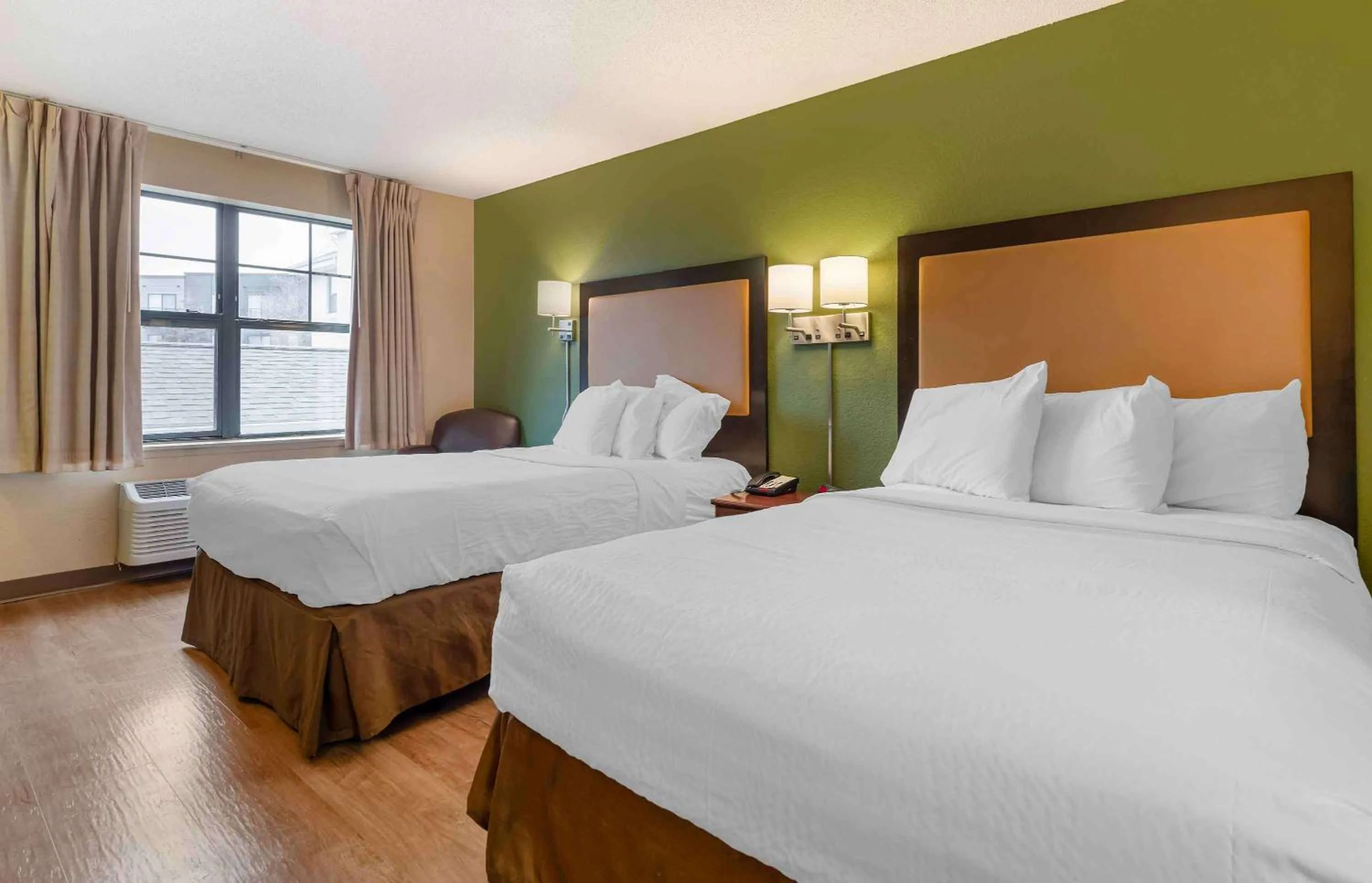 Studio with 2 Double Beds - Non-Smoking in Extended Stay America Suites - Minneapolis - Airport - Eagan - South