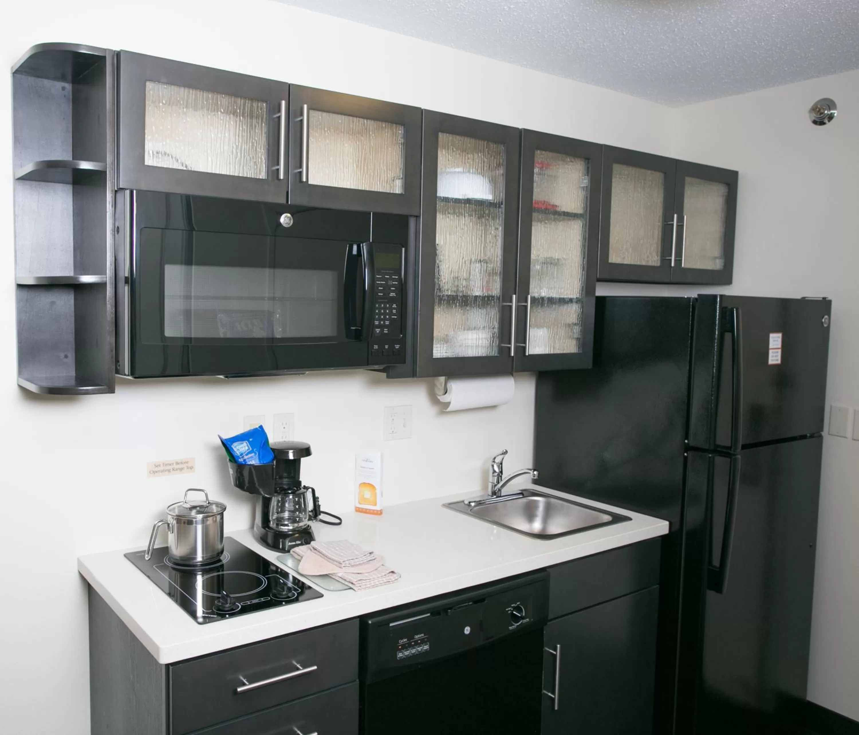 Queen Studio Suite - Mobility Access Roll in Shower/Non-Smoking in Candlewood Suites Fargo-North Dakota State University by IHG