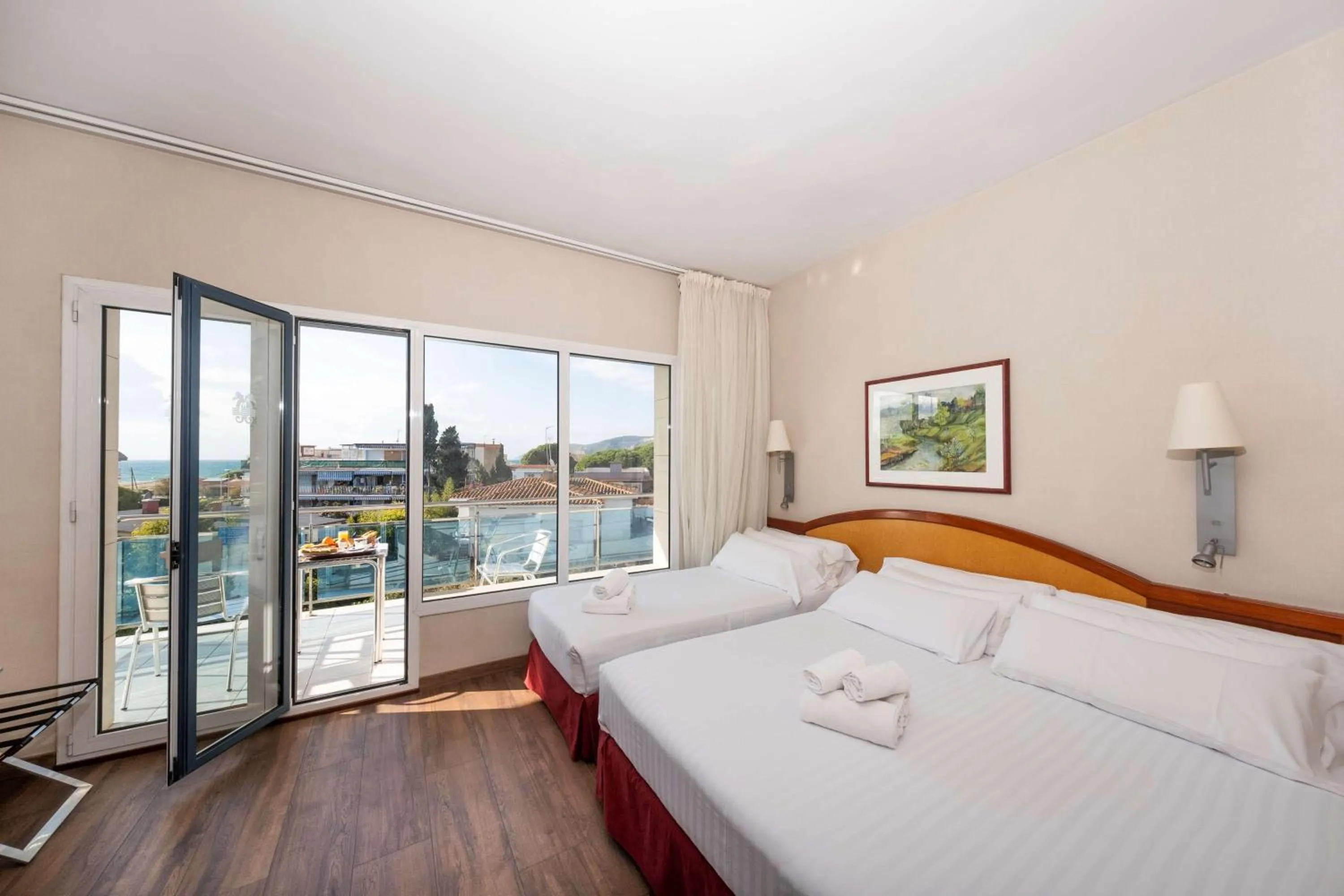 Comfort Queen Room in Best Western Hotel Mediterraneo