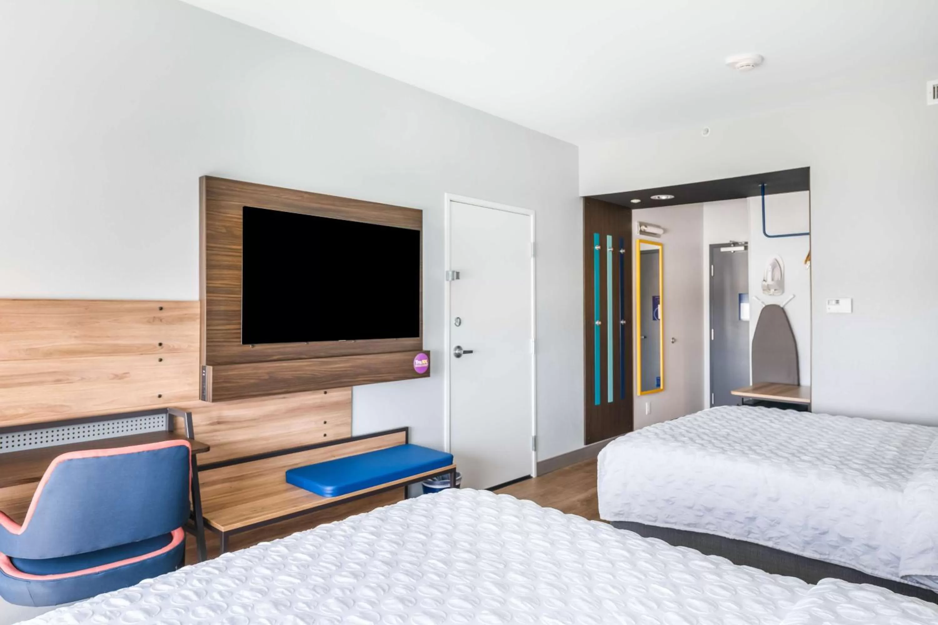 Queen Room with Two Queen Beds - Hearing Access in Tru By Hilton Midland, Tx