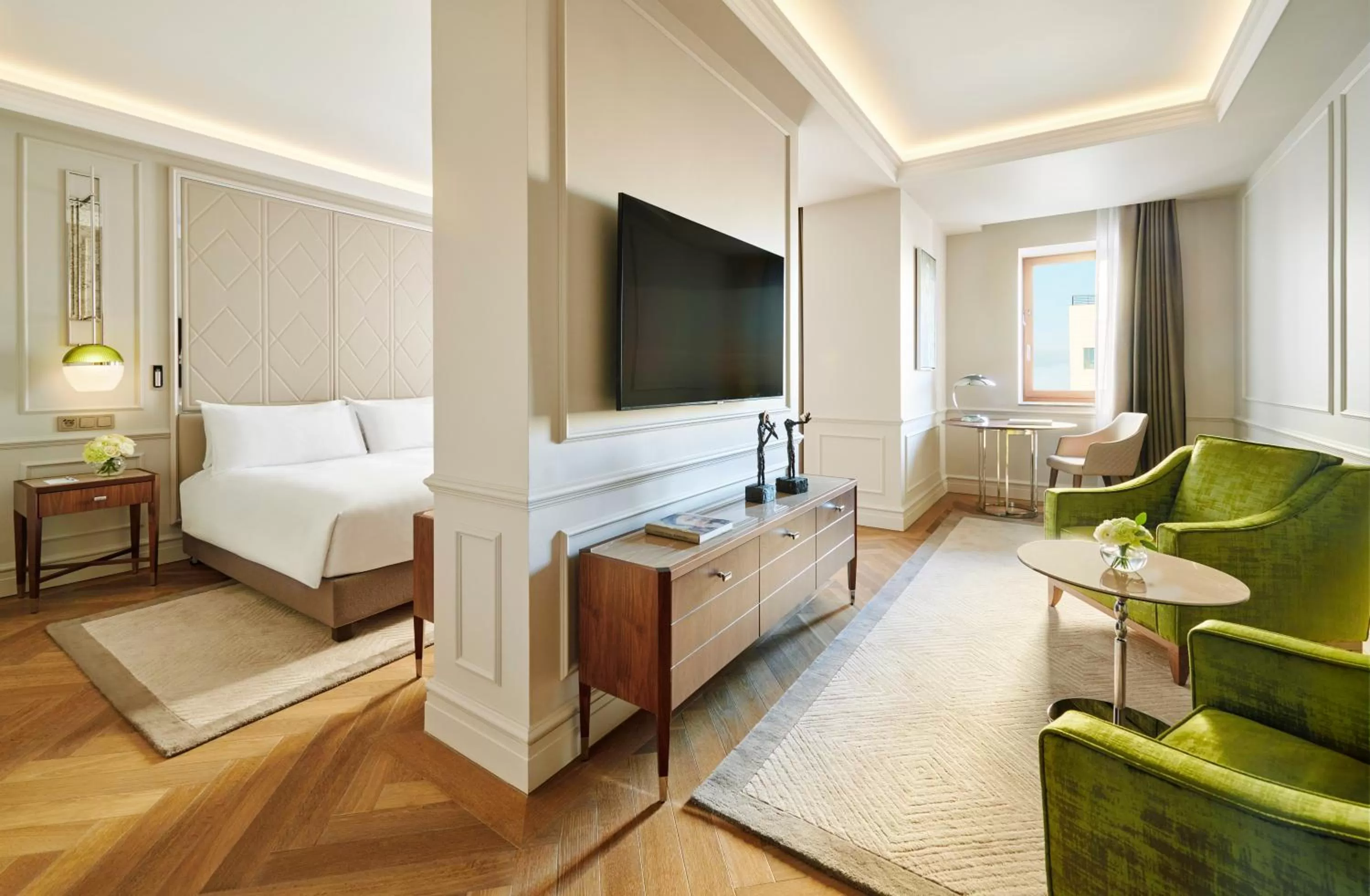Junior King Suite in InterContinental Athenee Palace Bucharest by IHG