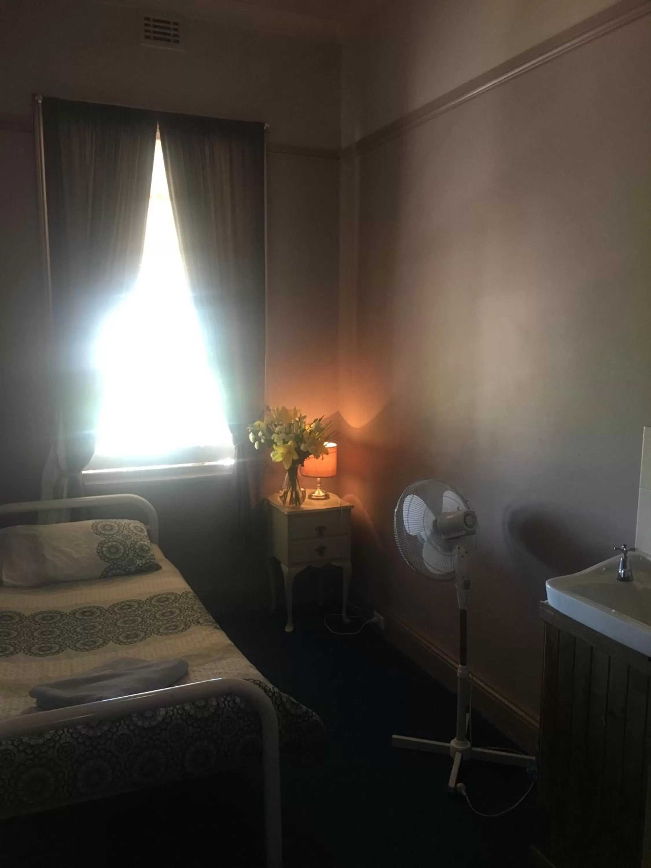 Single Room in Boorowa Hotel