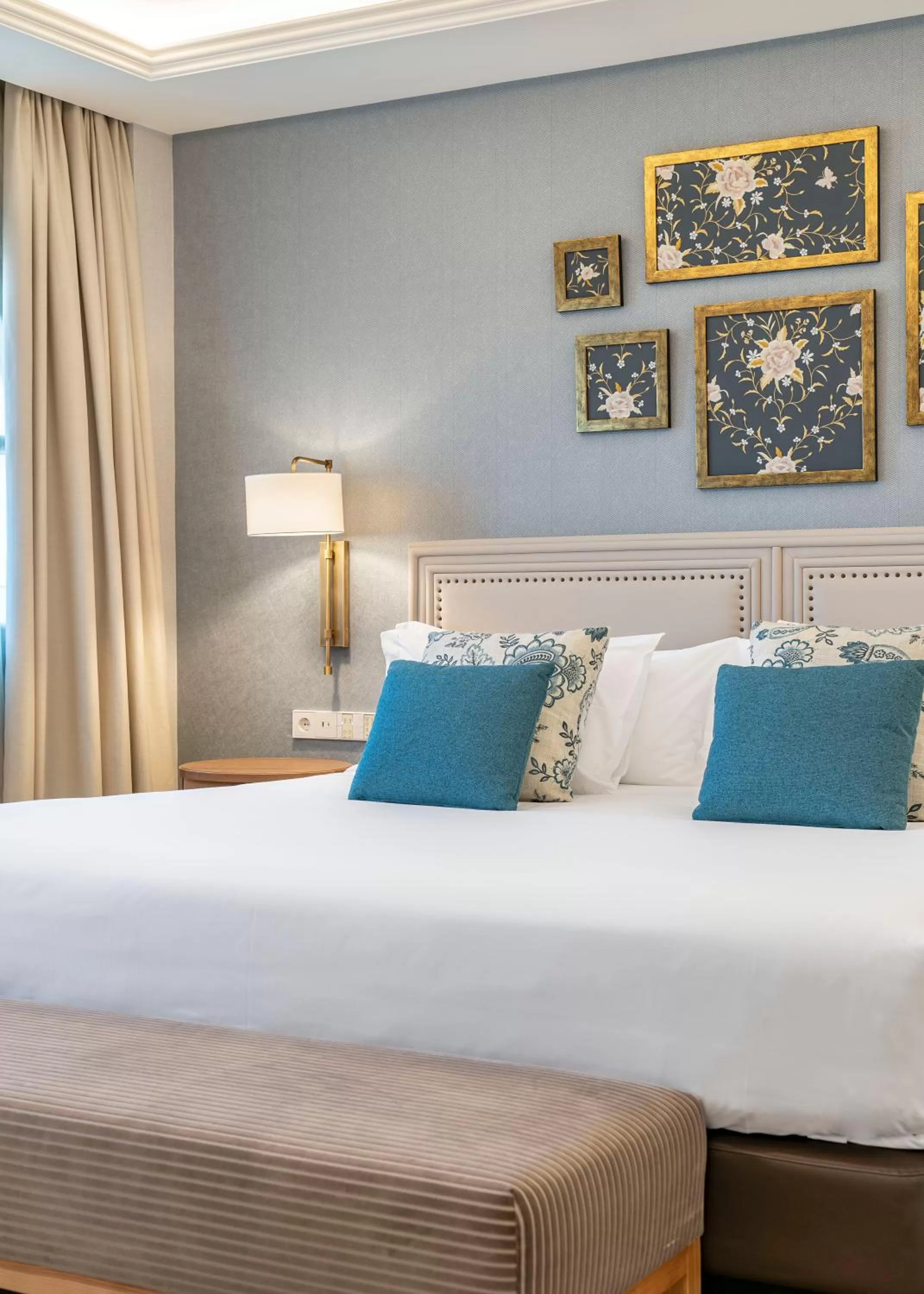 Deluxe Junior Suite in Vincci Molviedro