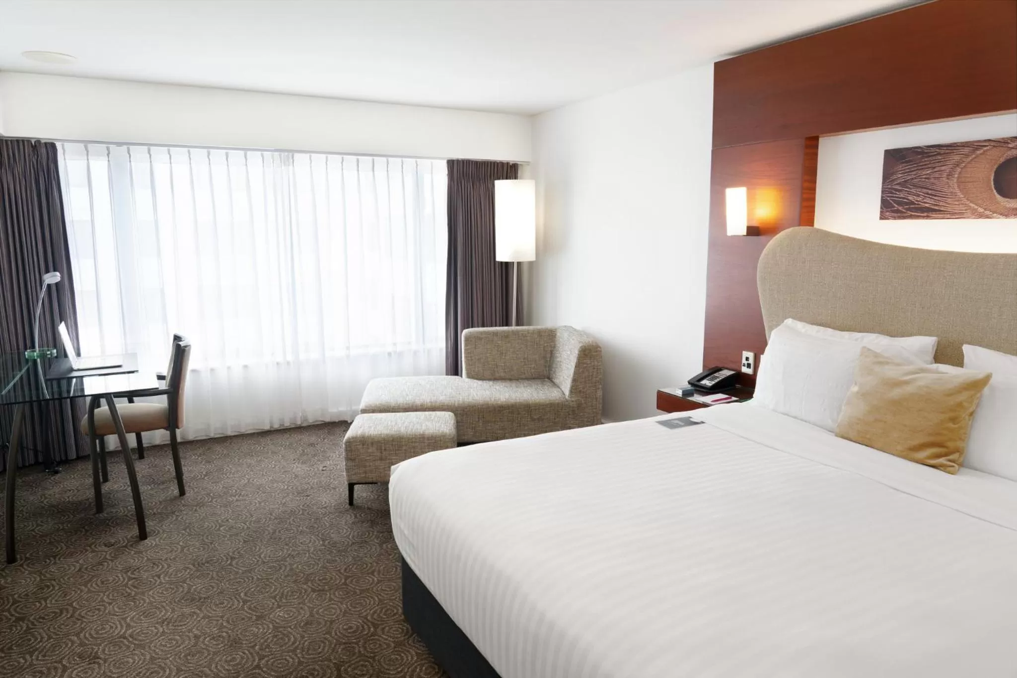 Standard Room in Crowne Plaza Auckland by IHG