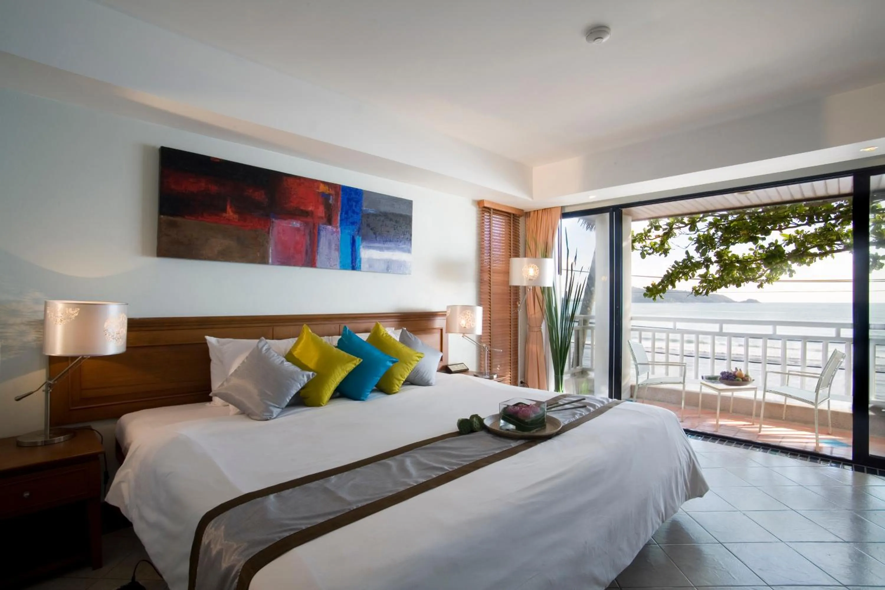 Deluxe Double or Twin Room with Sea View in Sunset Beach Resort