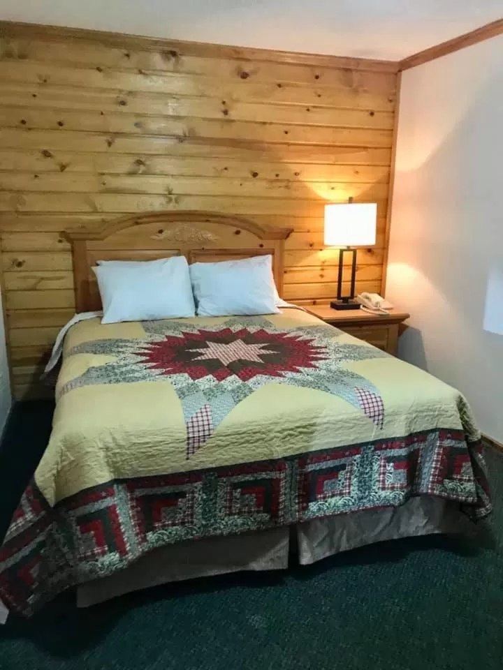 Double Room with Lake View in Centerstone Resort Lake-Aire