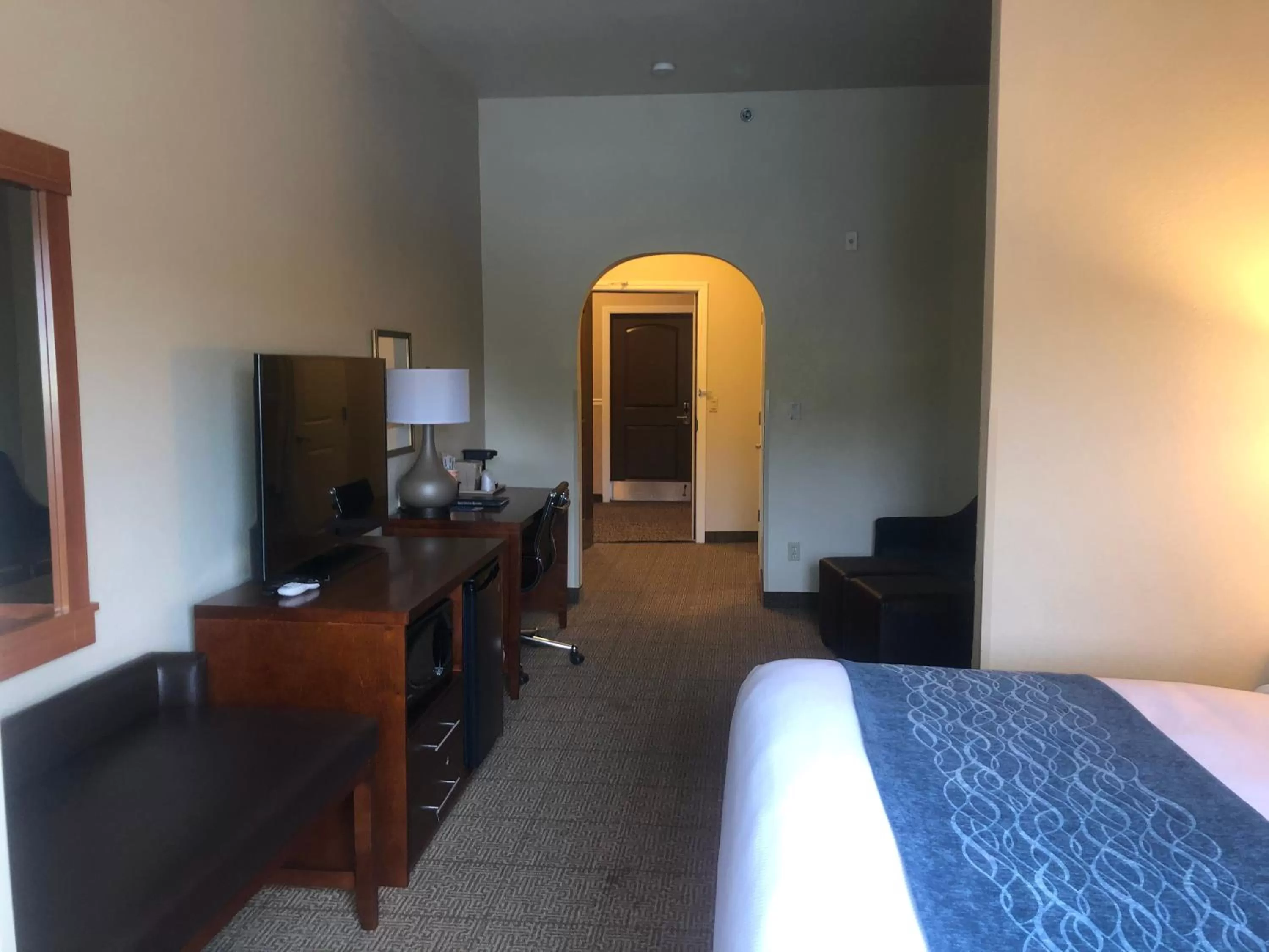 Queen Room with Two Queen Beds - Non-Smoking in Comfort Inn & Suites Ukiah Mendocino County