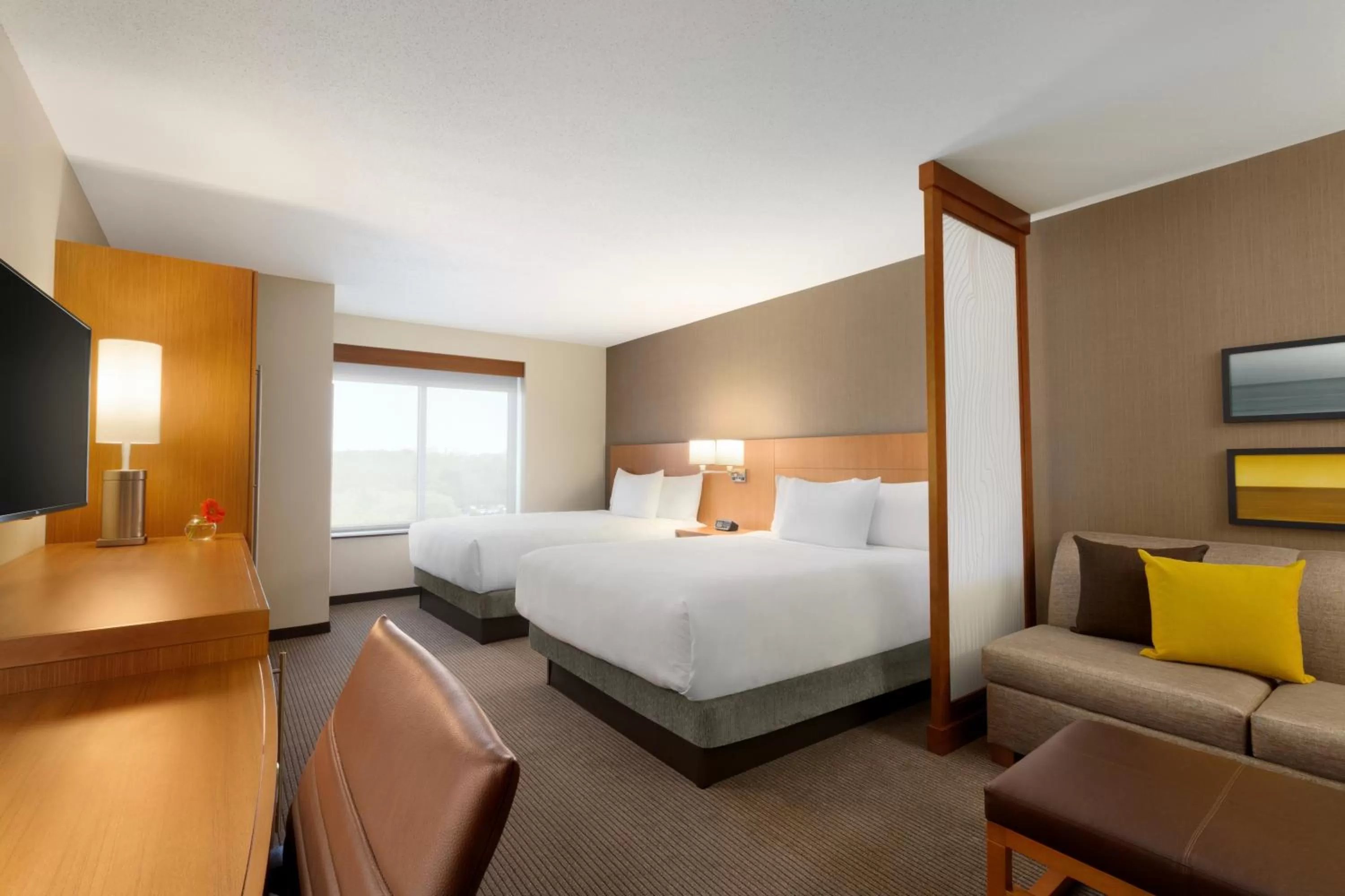 Queen Room with Two Queen Beds and Sofa Bed - High Floor in Hyatt Place Niagara Falls