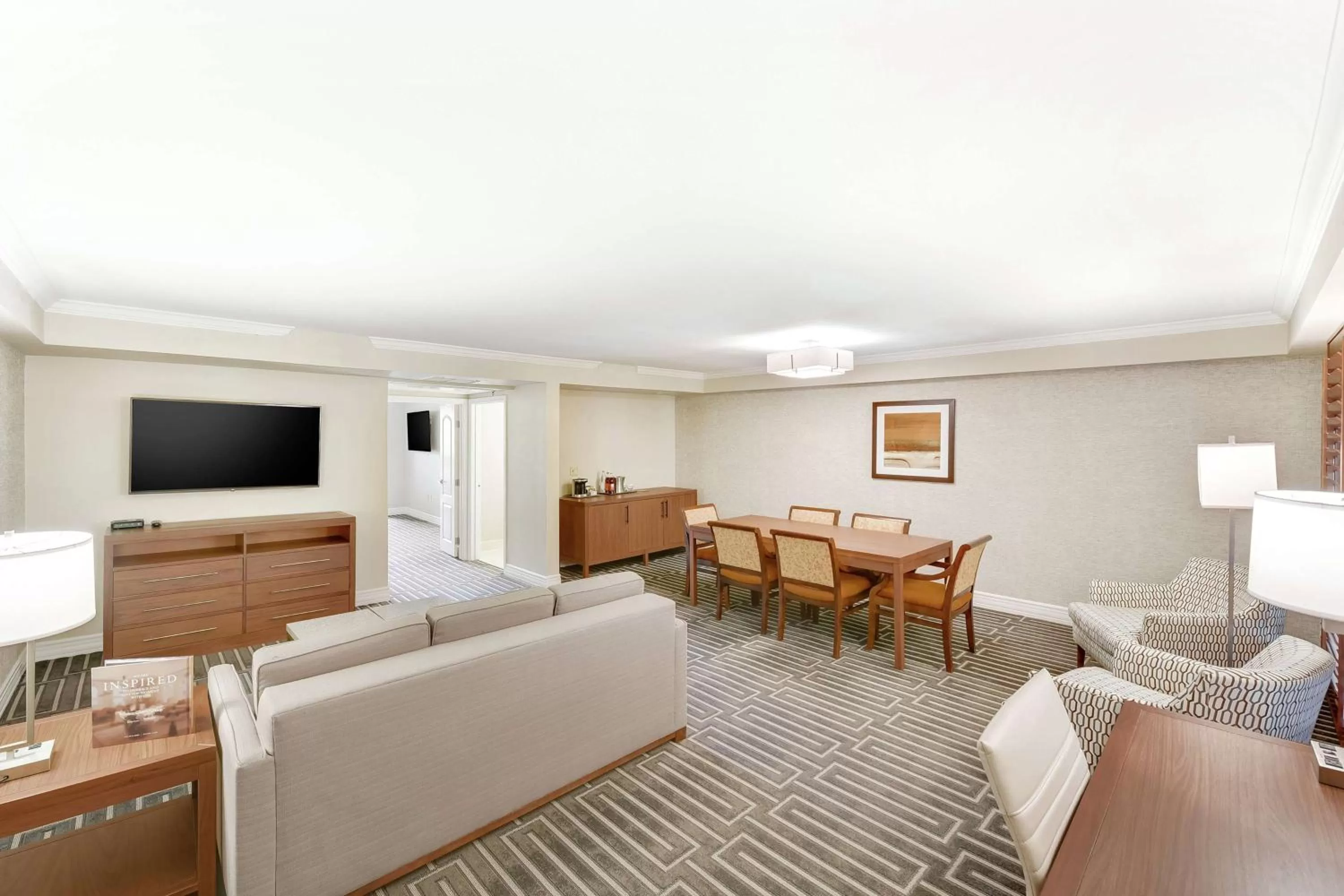 Ambassador Suite in Hilton Phoenix Tapatio Cliffs Resort