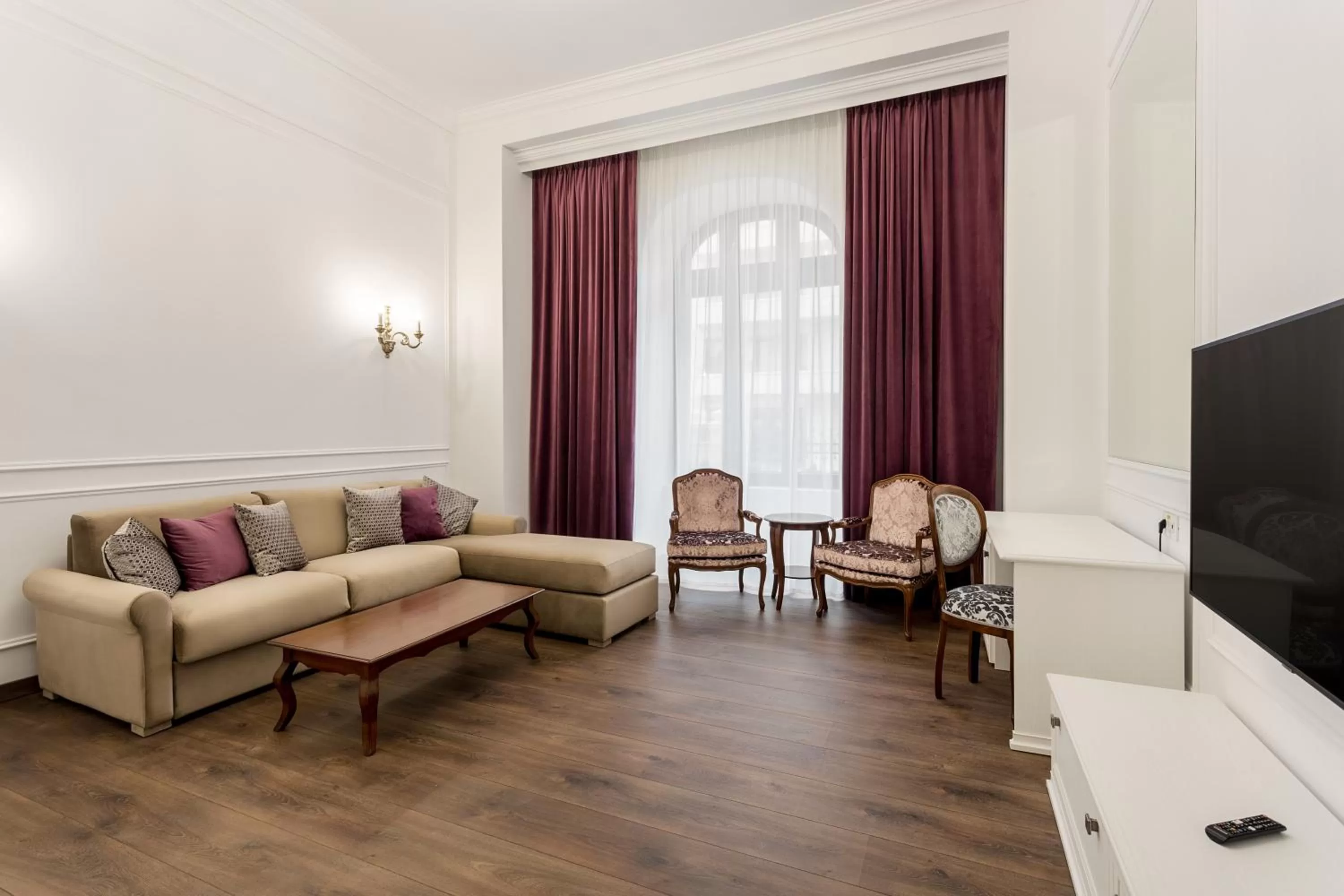 Deluxe Apartment - single occupancy in Lahovary Palace Hotel