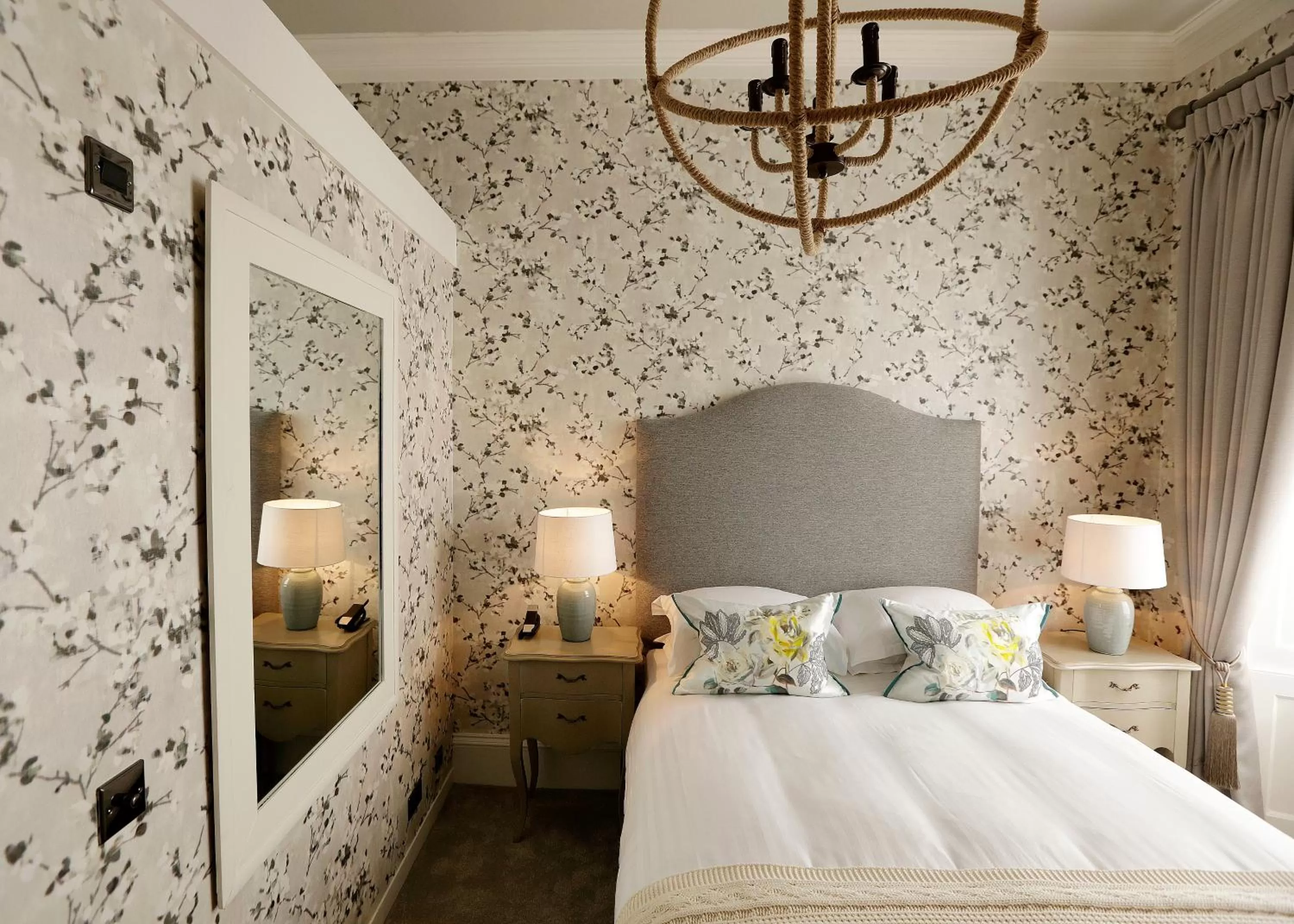 Townhouse Petite - single occupancy in Nira Caledonia